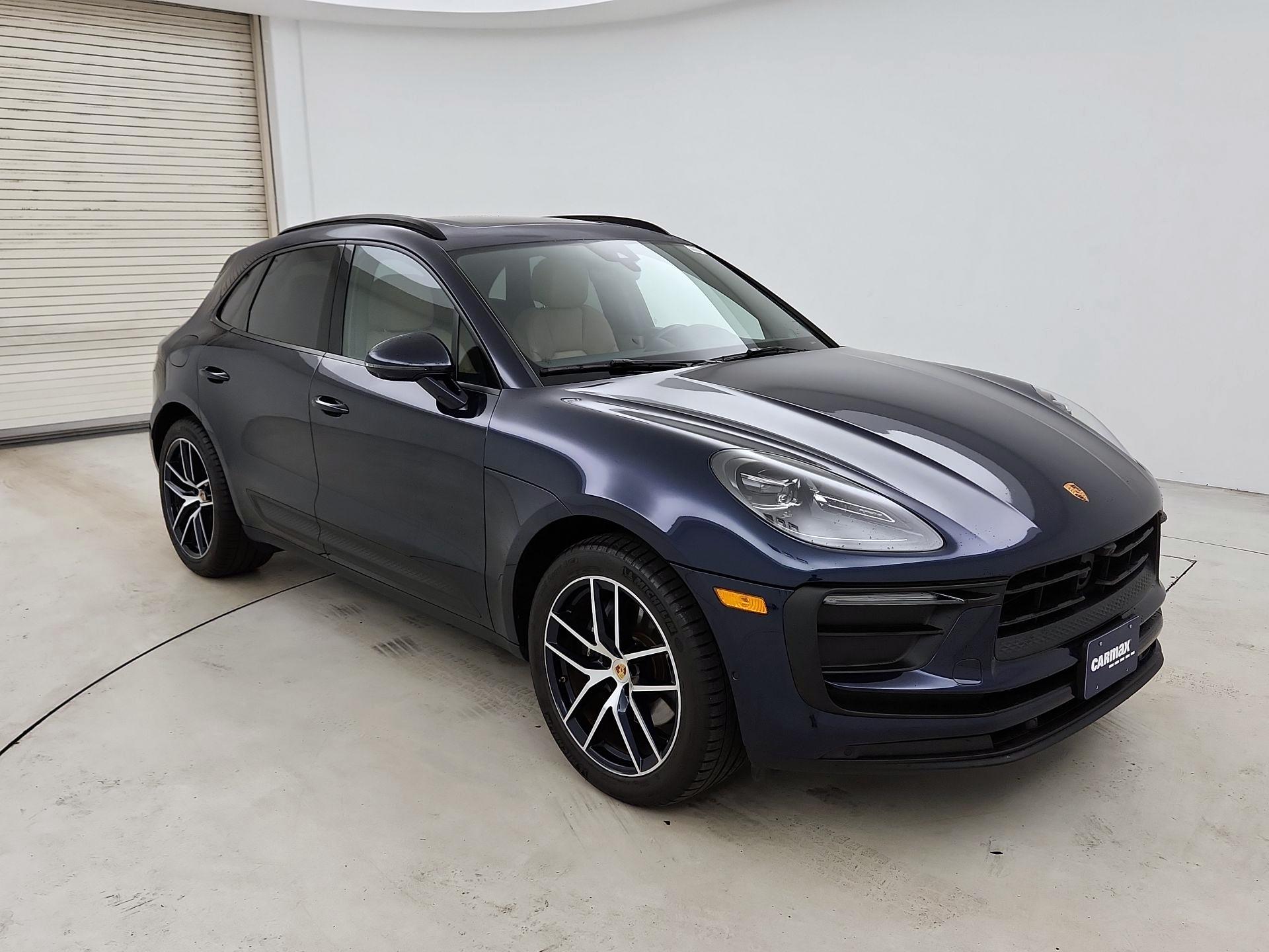 Thumbnail: 2023 Porsche Macan - 1