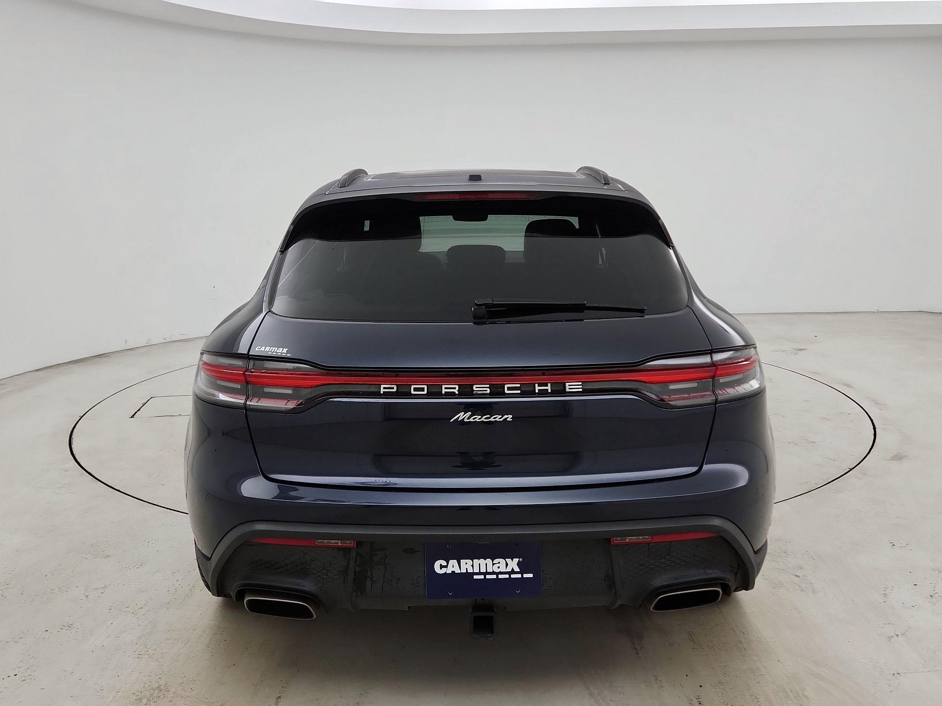 Thumbnail: 2023 Porsche Macan - 6