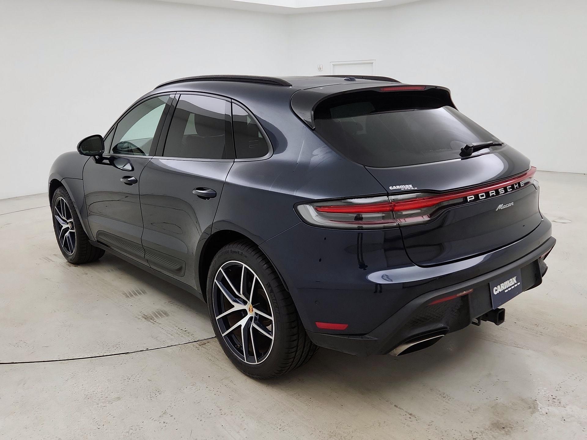 Thumbnail: 2023 Porsche Macan - 7