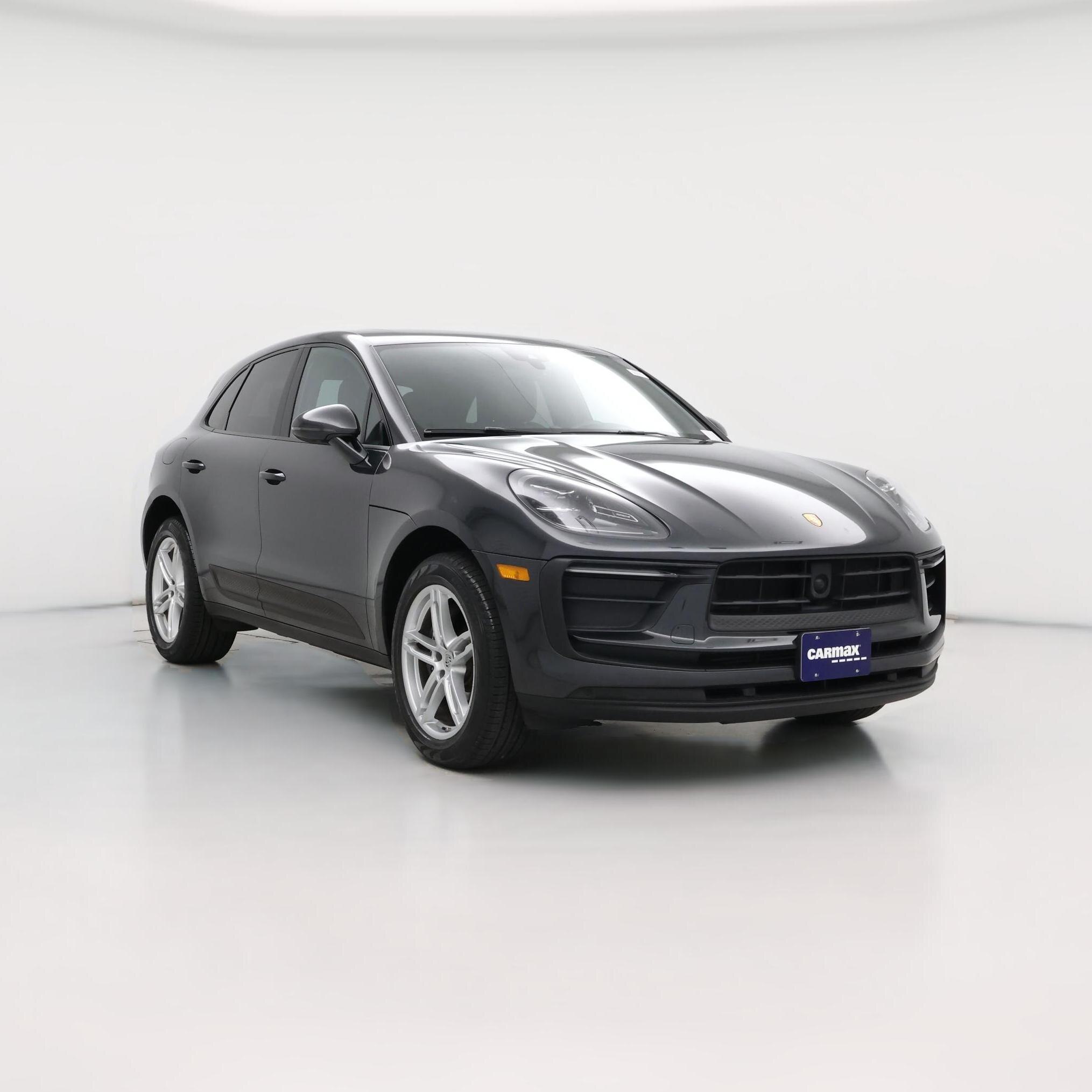 Thumbnail: 2023 Porsche Macan - 1