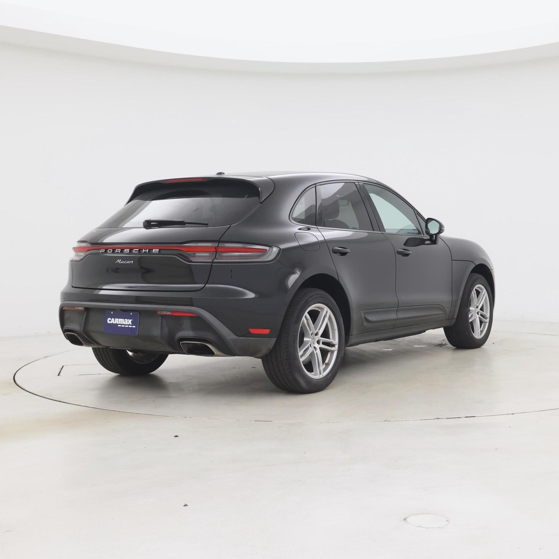 Thumbnail: 2022 Porsche Macan - 8
