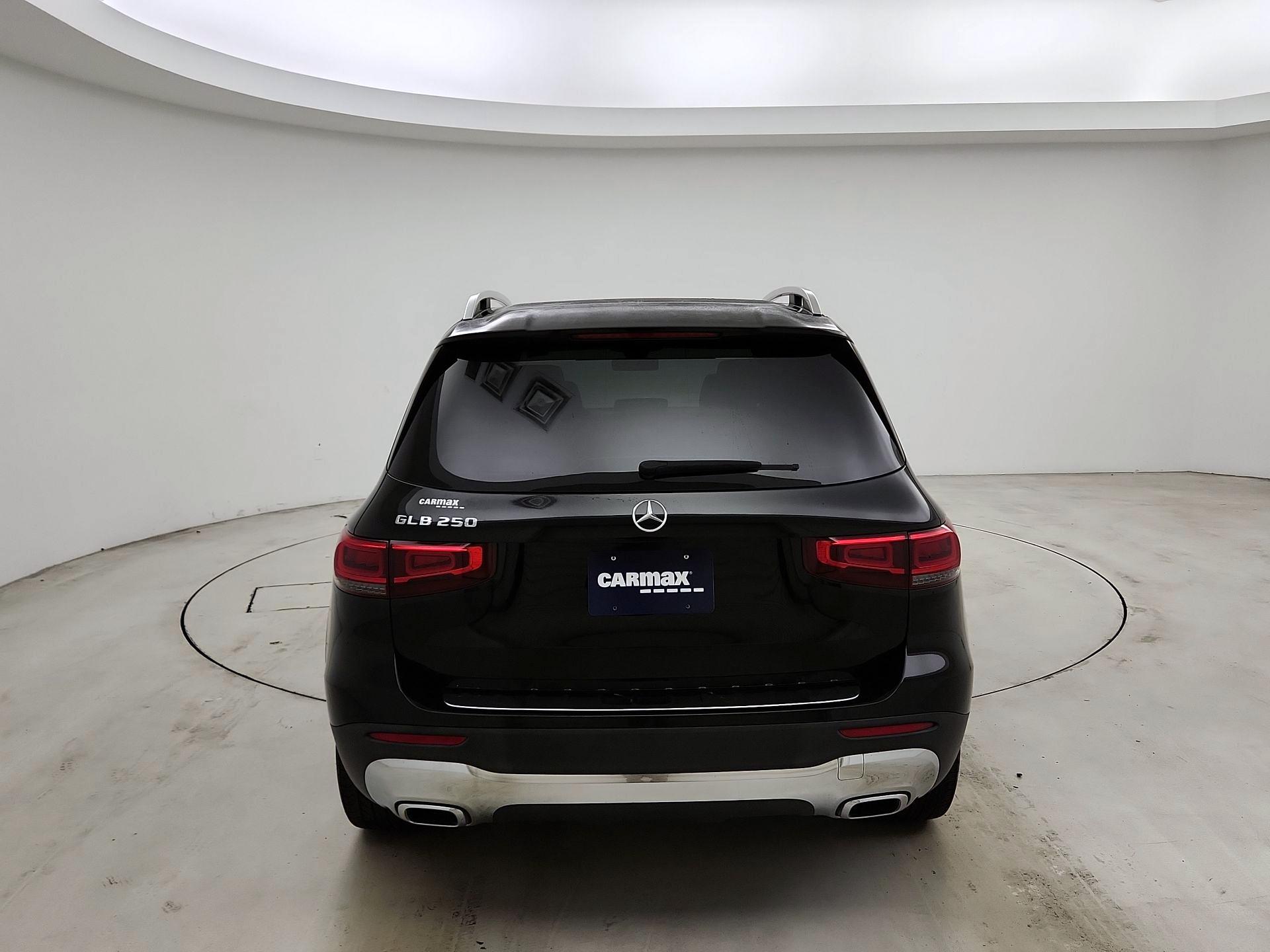Thumbnail: 2022 Mercedes-Benz GLB - 6