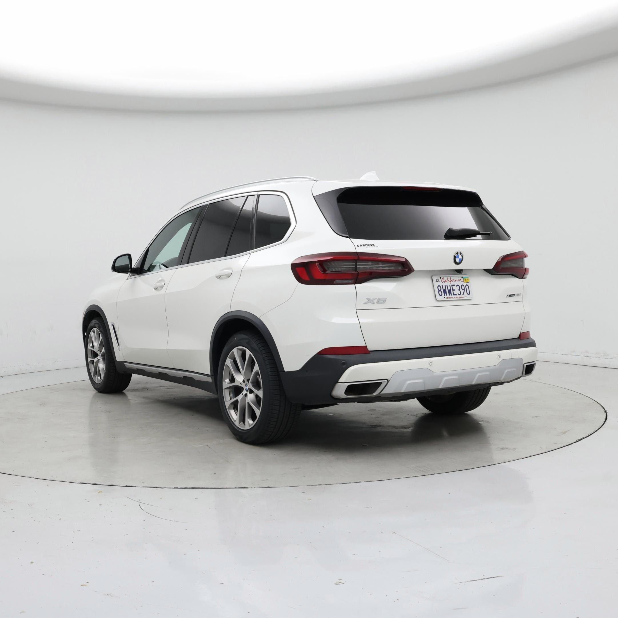 Thumbnail: 2021 BMW X5 - 2
