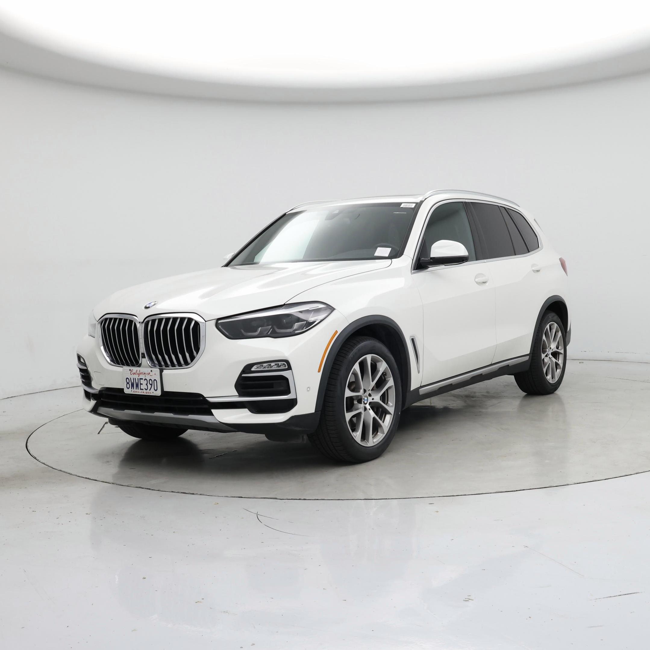 Thumbnail: 2021 BMW X5 - 4