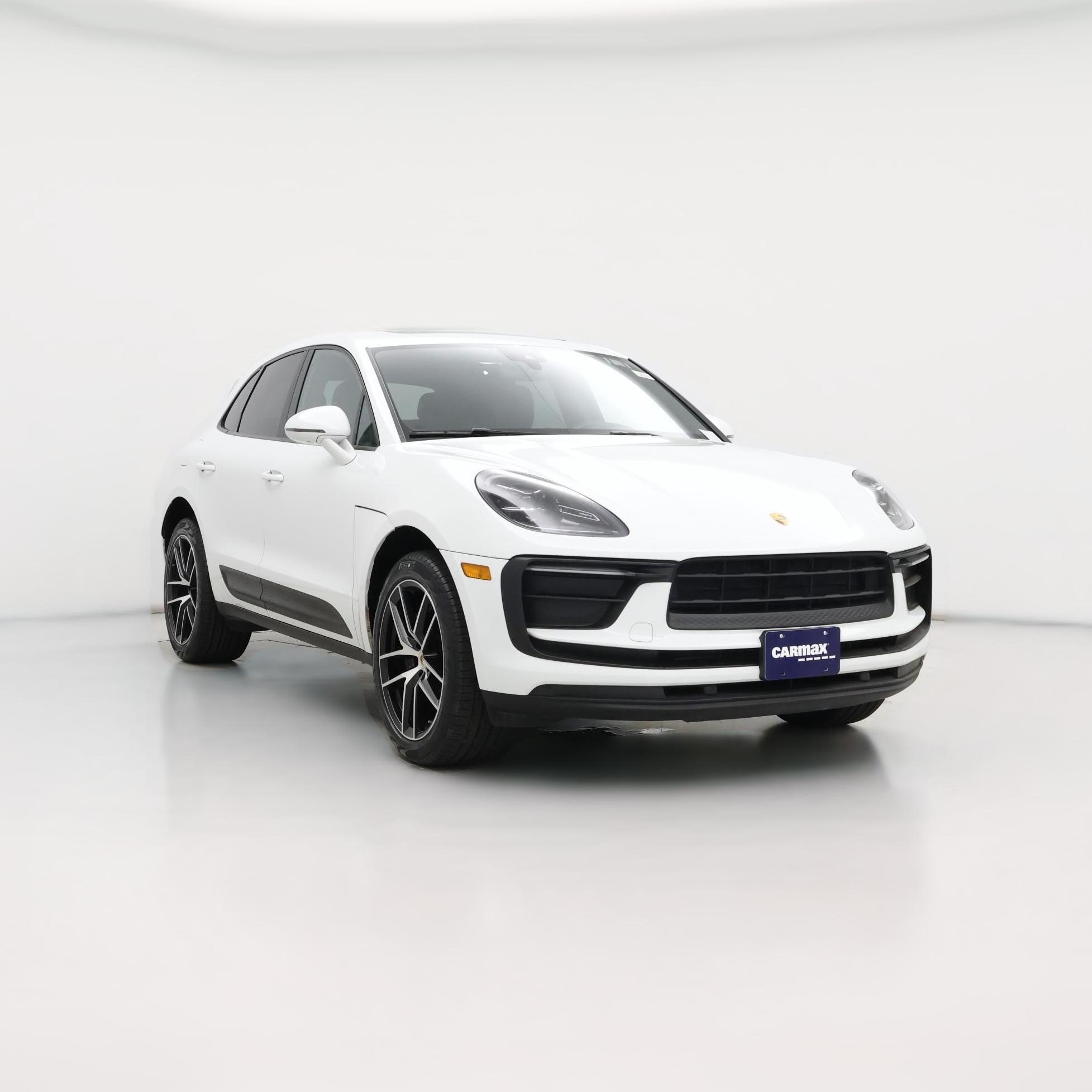 Thumbnail: 2022 Porsche Macan - 1