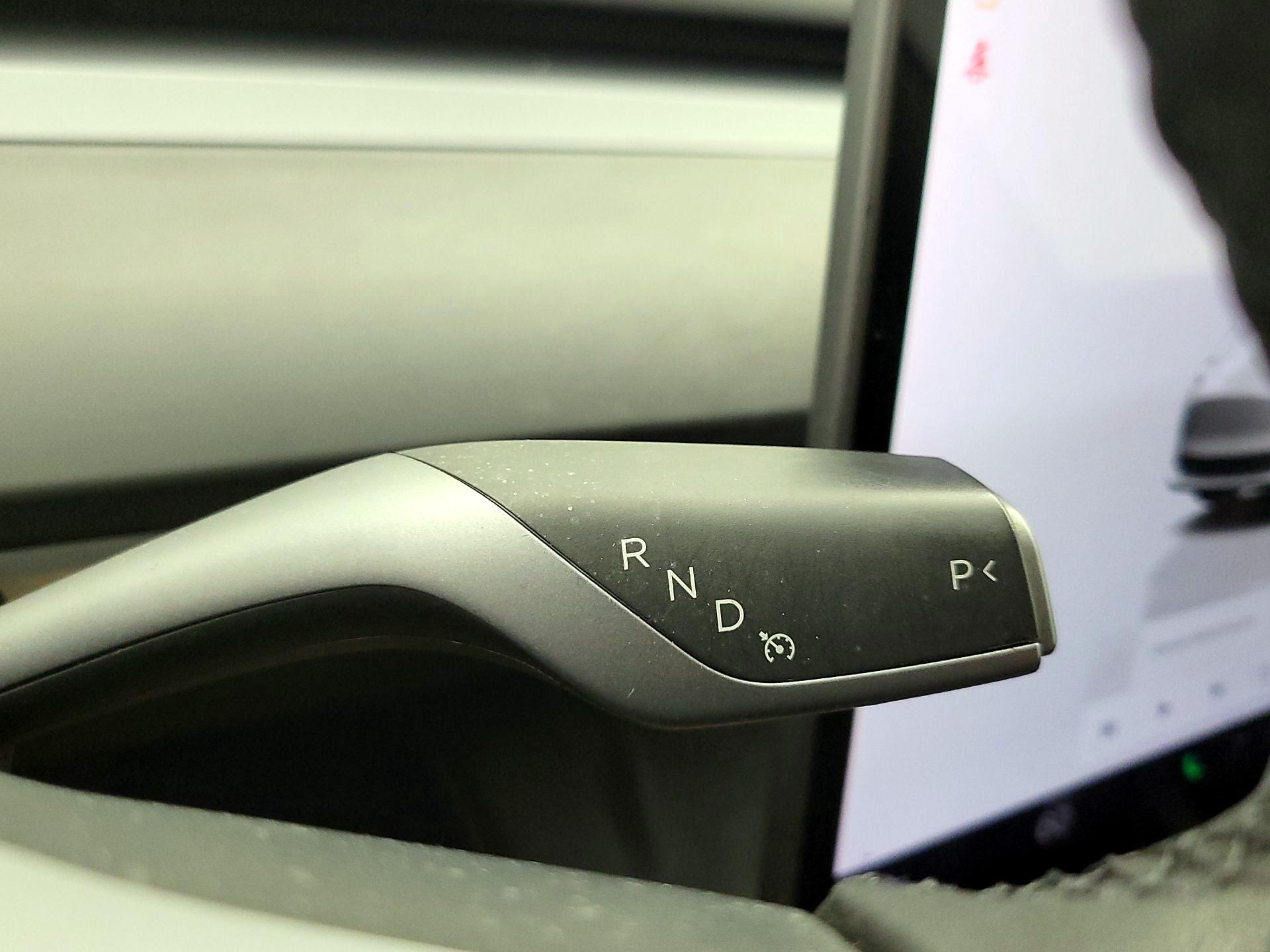 Thumbnail: 2023 Tesla Model 3 - 17
