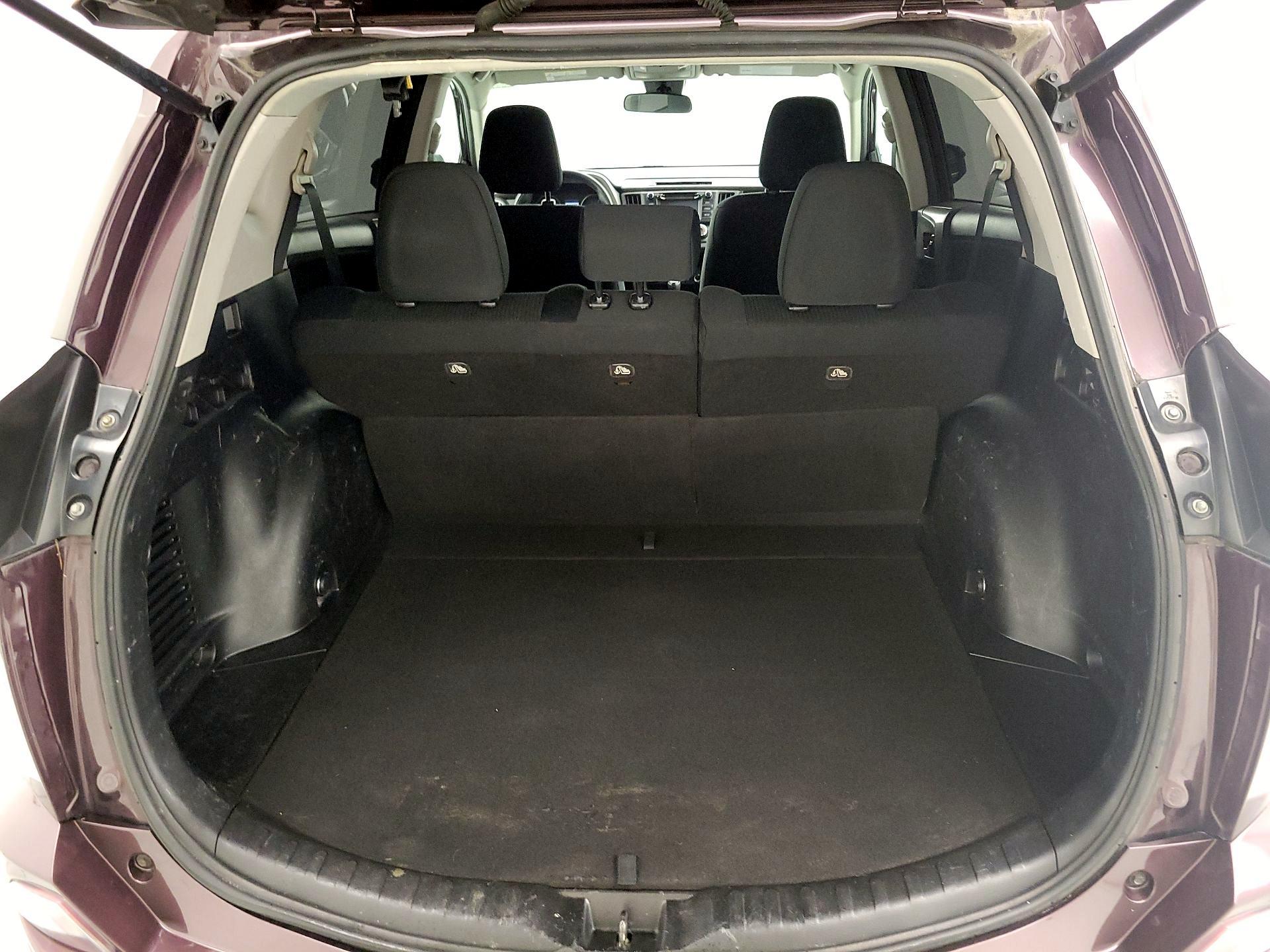 Thumbnail: 2017 Toyota RAV4 - 19