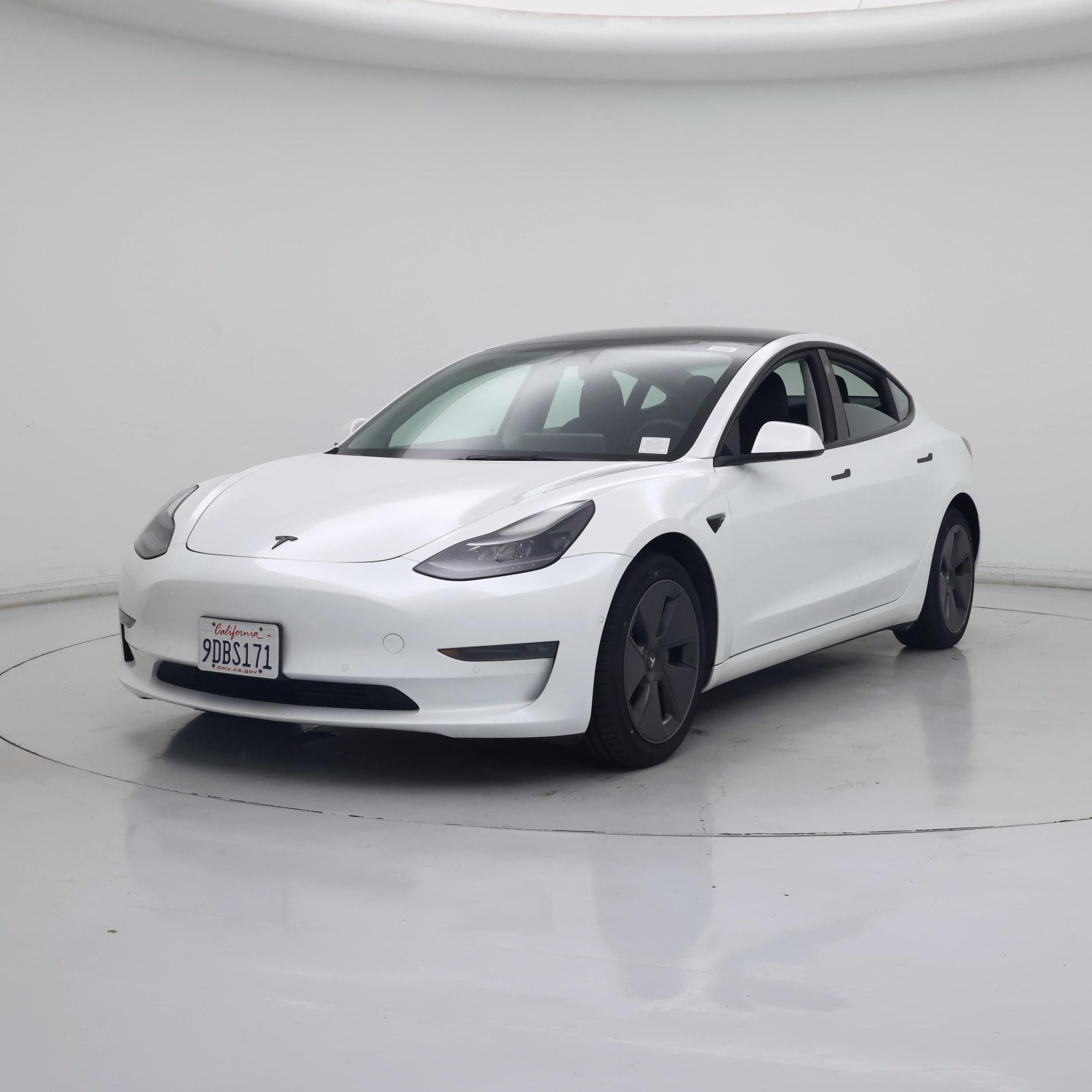 Thumbnail: 2022 Tesla Model 3 - 4