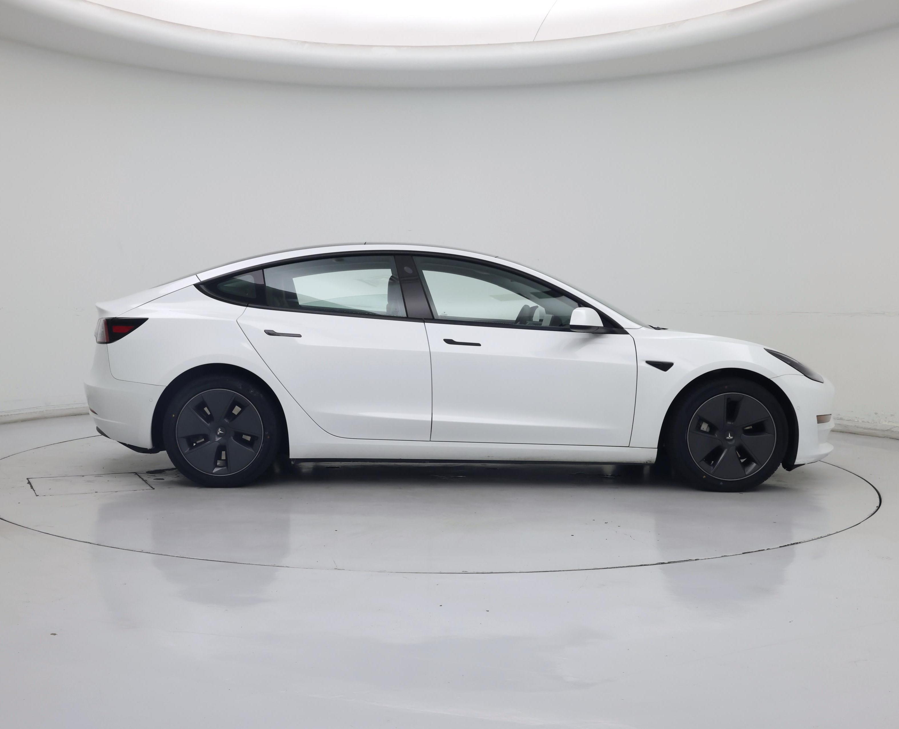 Thumbnail: 2022 Tesla Model 3 - 7
