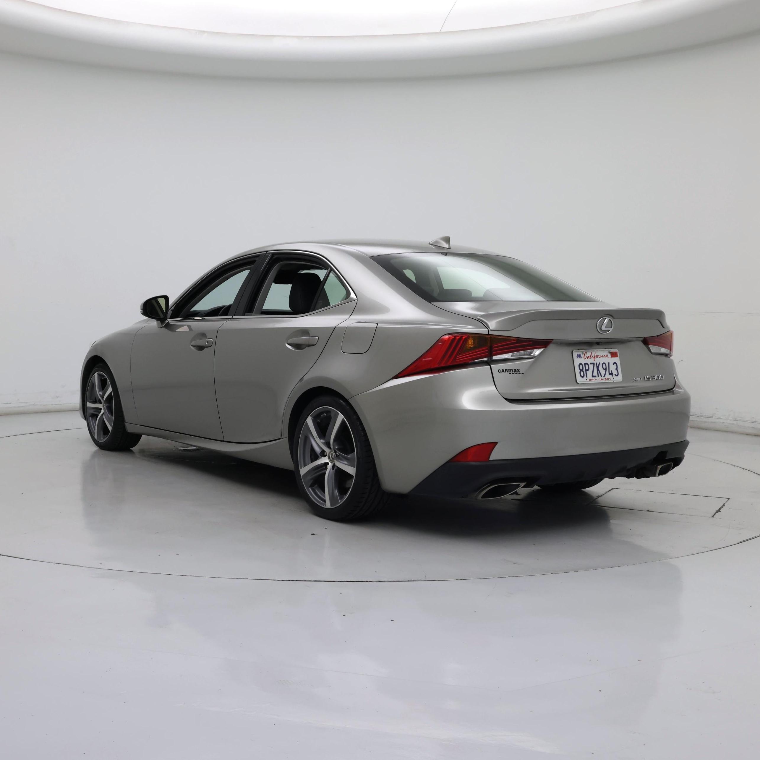 Thumbnail: 2018 Lexus IS - 2