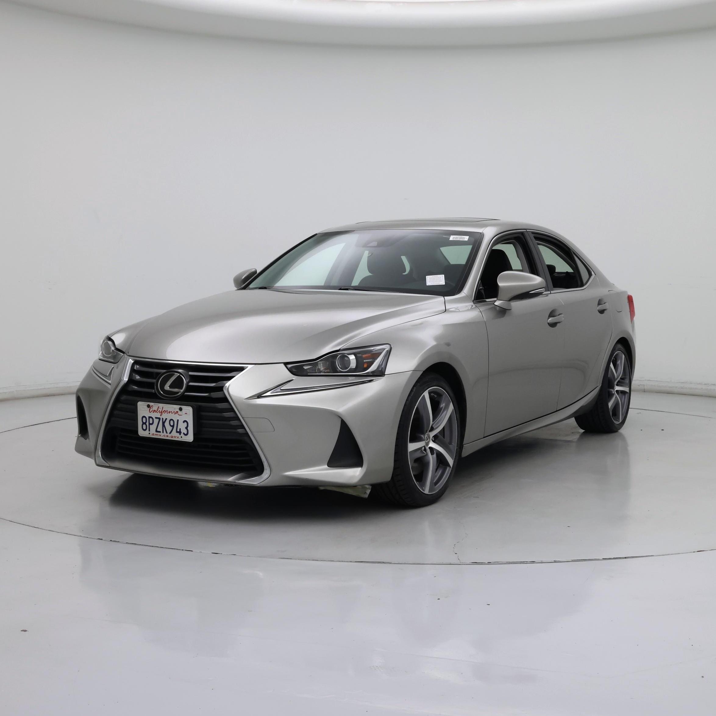 Thumbnail: 2018 Lexus IS - 4