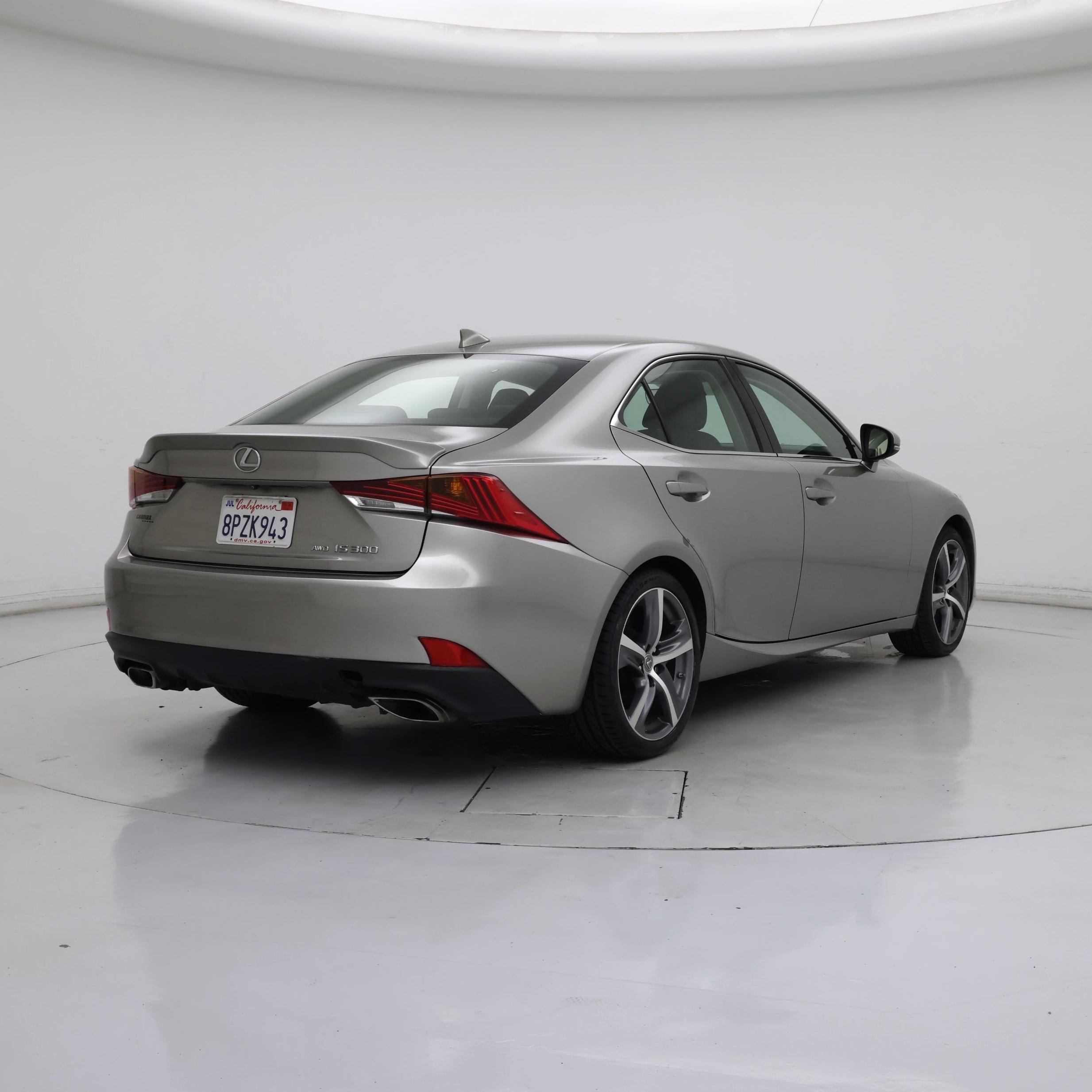 Thumbnail: 2018 Lexus IS - 8