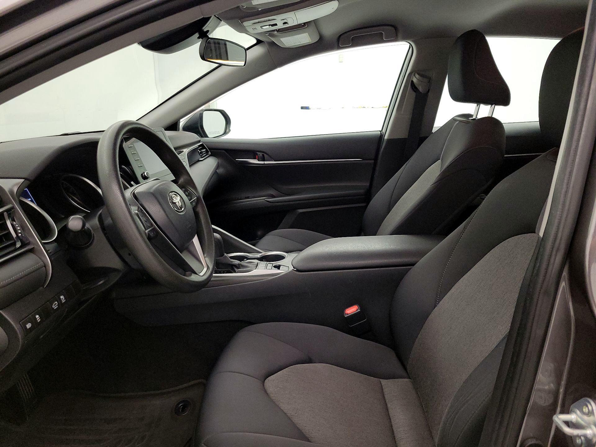 Thumbnail: 2021 Toyota Camry - 11