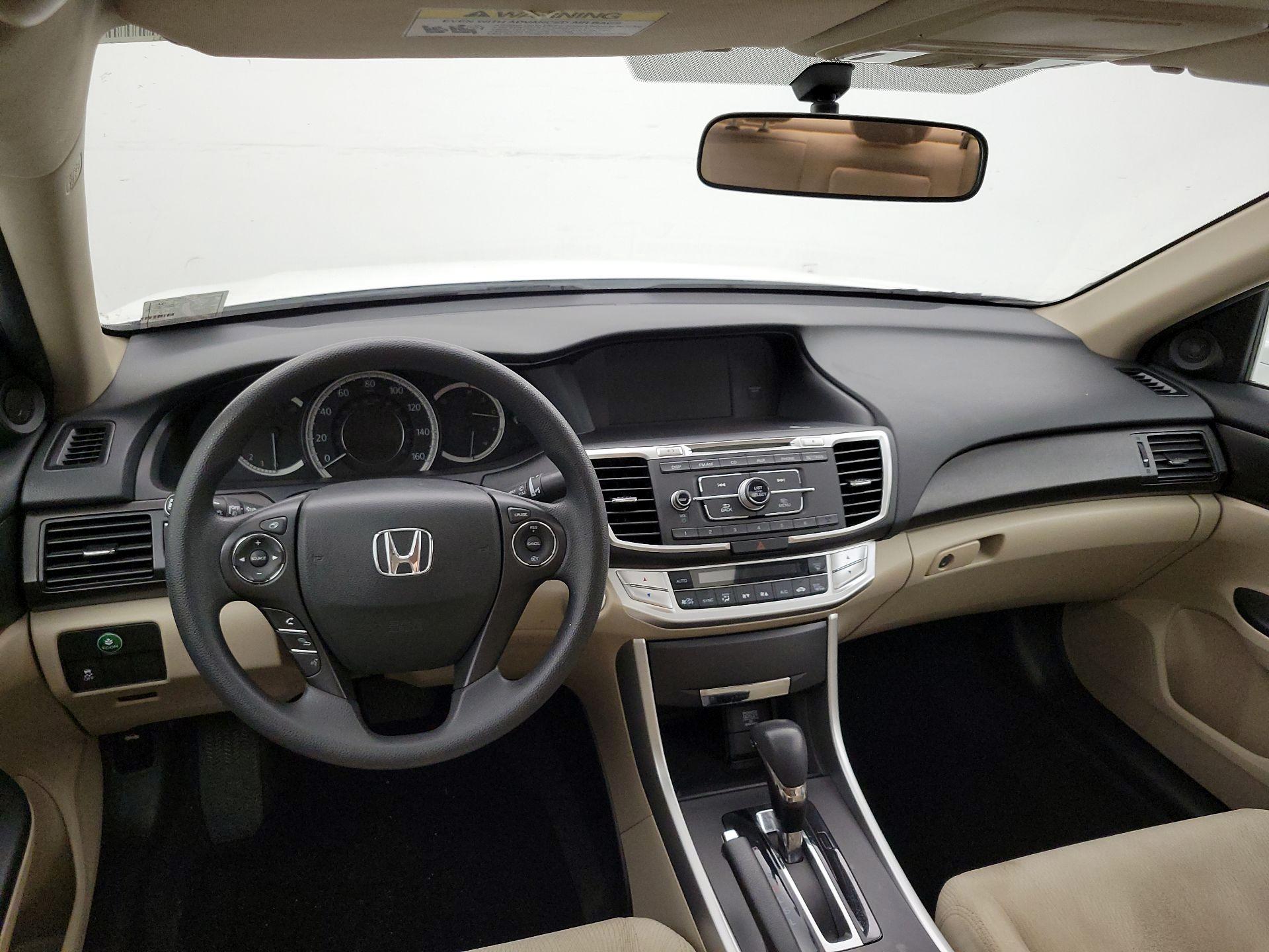 Thumbnail: 2015 Honda Accord - 9