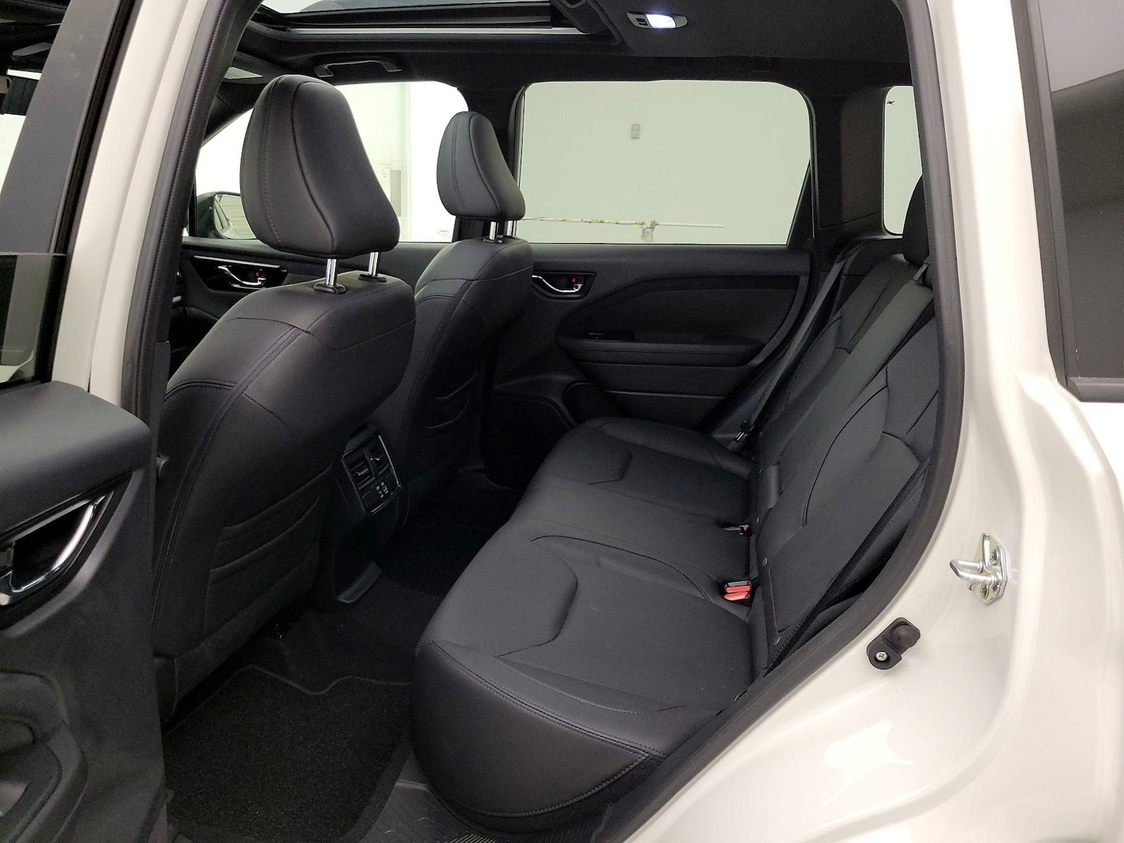 2025 Subaru Forester Limited - Photo 21