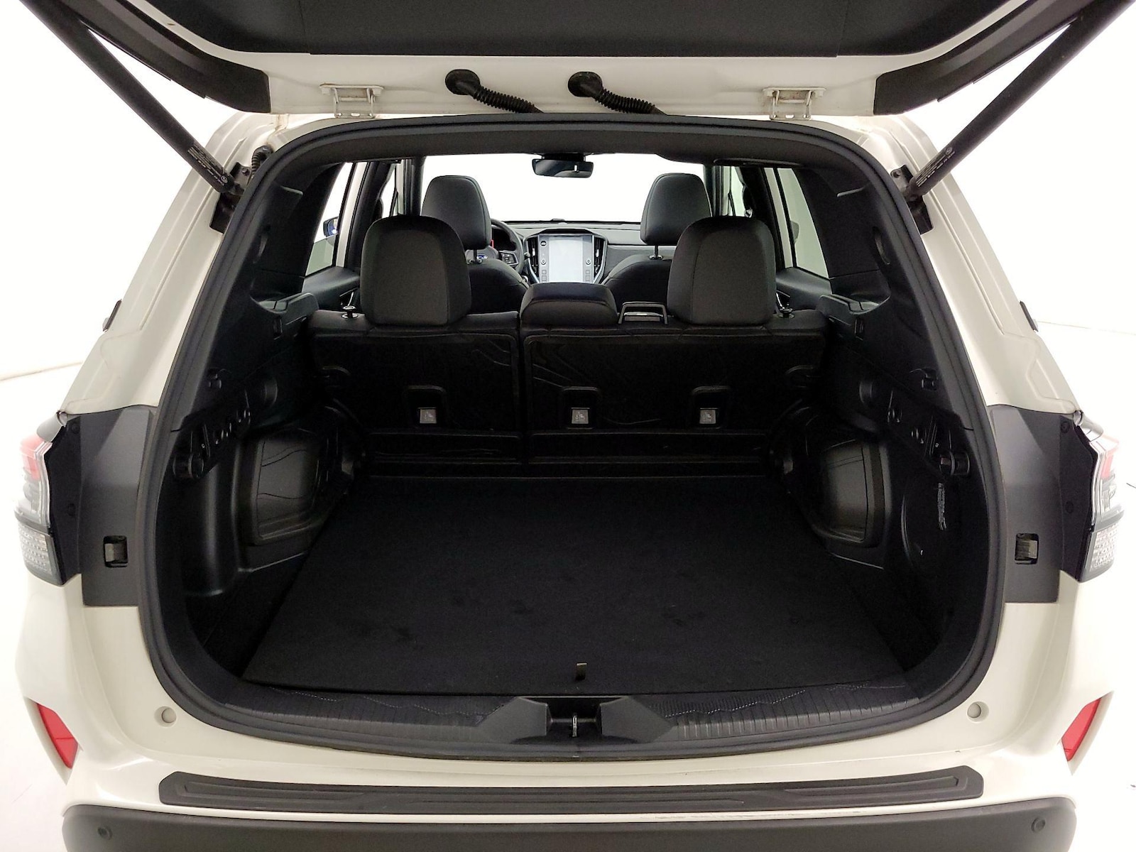 2025 Subaru Forester Limited - Photo 22