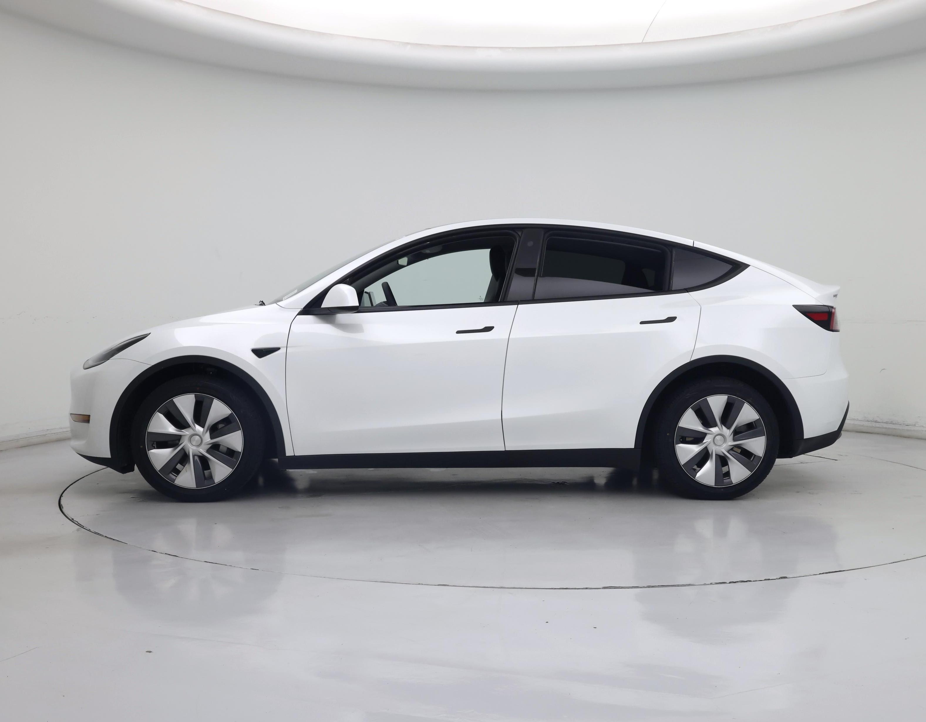 Thumbnail: 2023 Tesla Model Y - 3