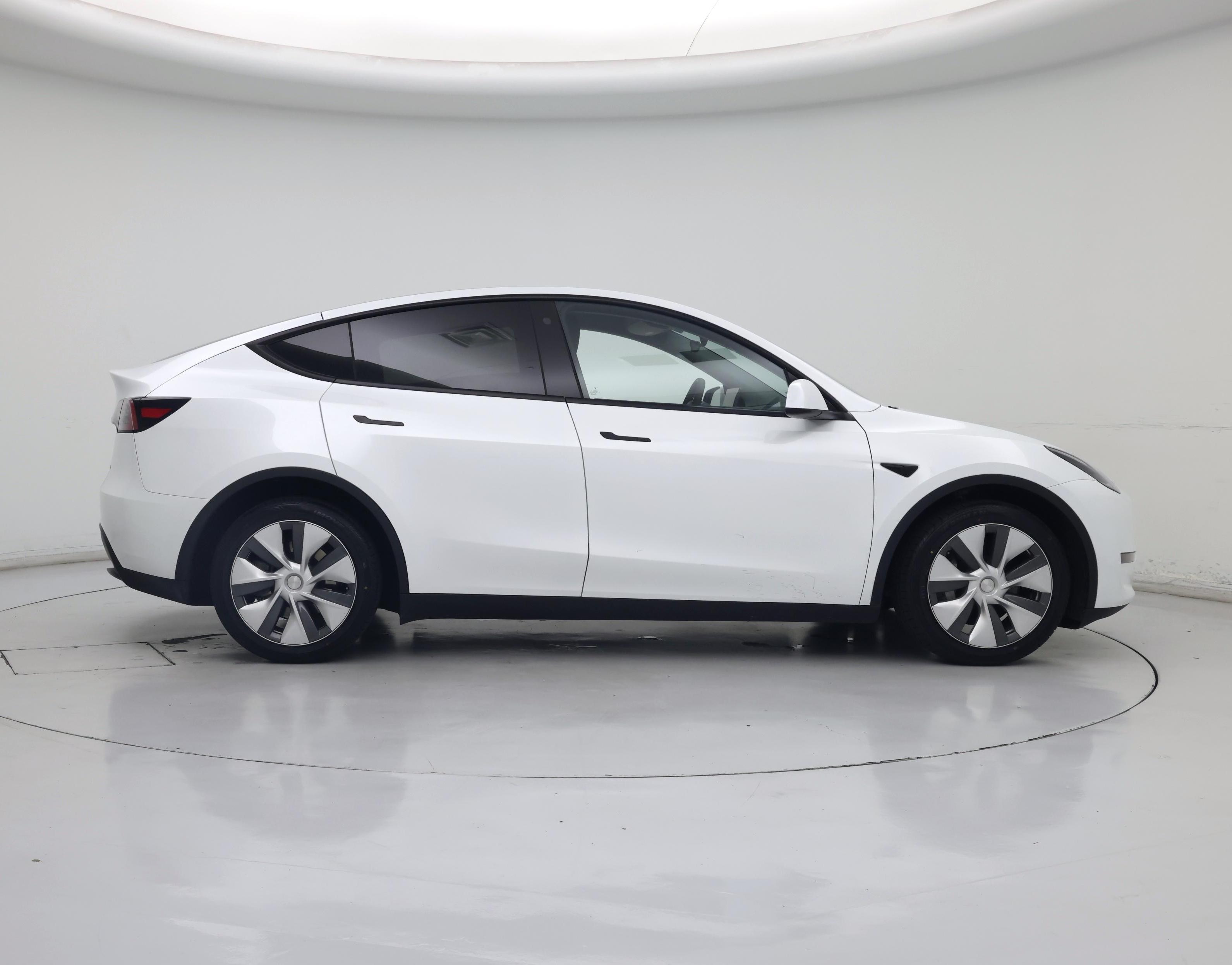 Thumbnail: 2023 Tesla Model Y - 7