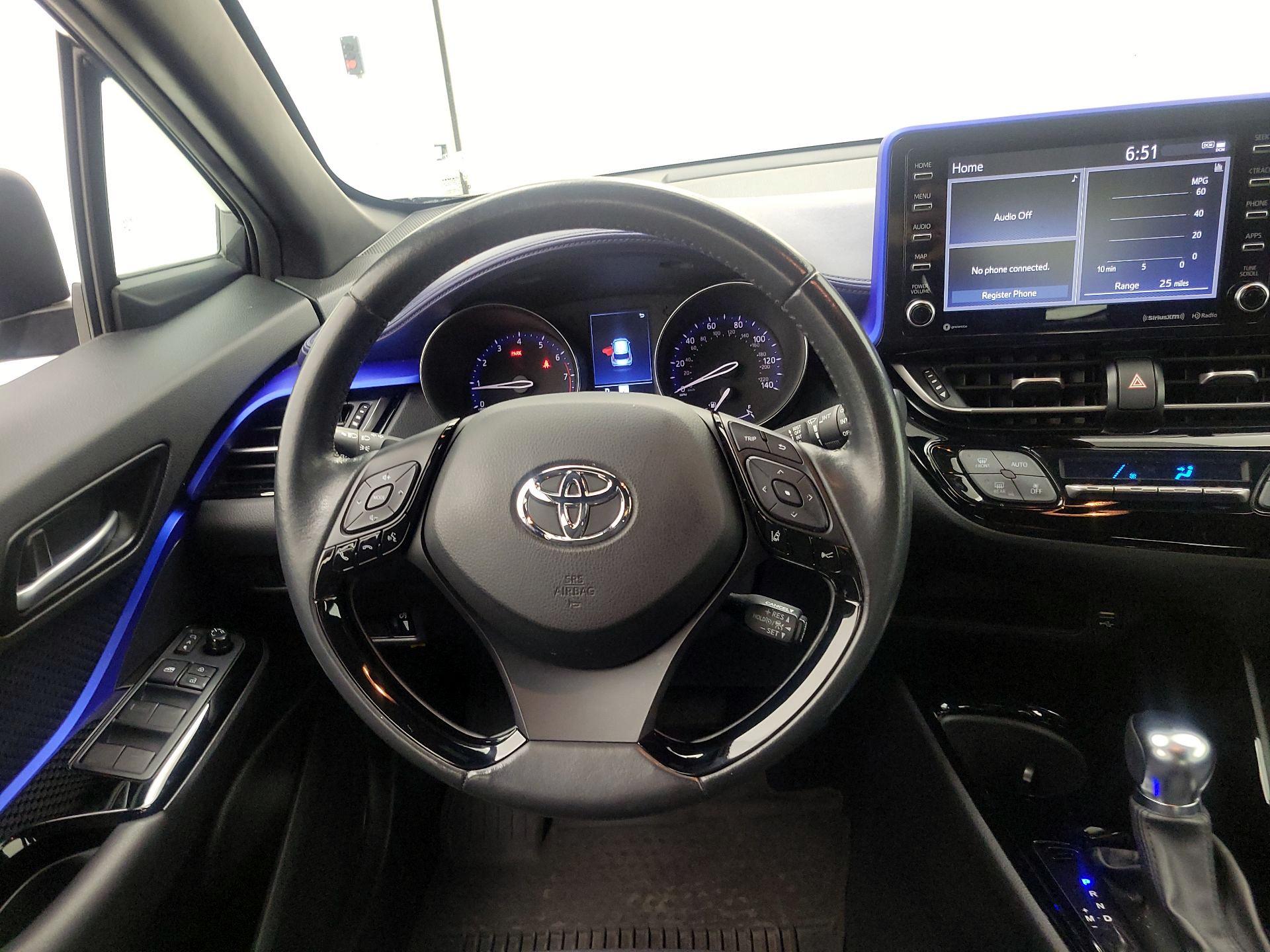 Thumbnail: 2022 Toyota C-HR - 10
