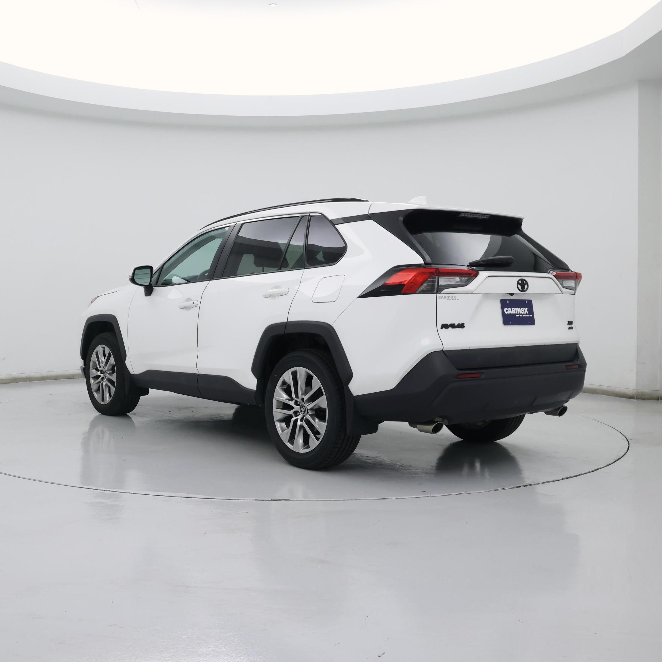 Thumbnail: 2020 Toyota RAV4 - 2