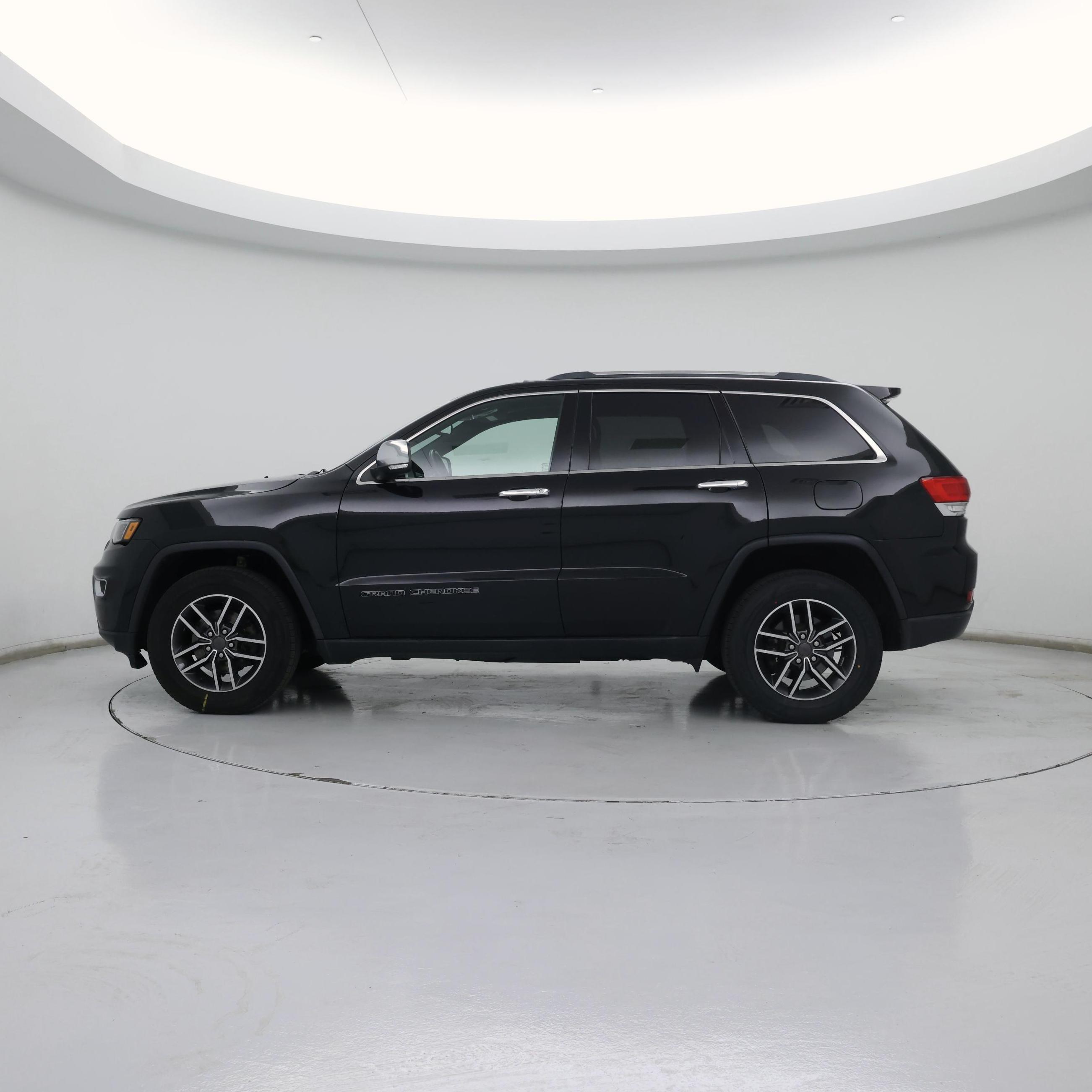 Thumbnail: 2019 Jeep Grand Cherokee - 3