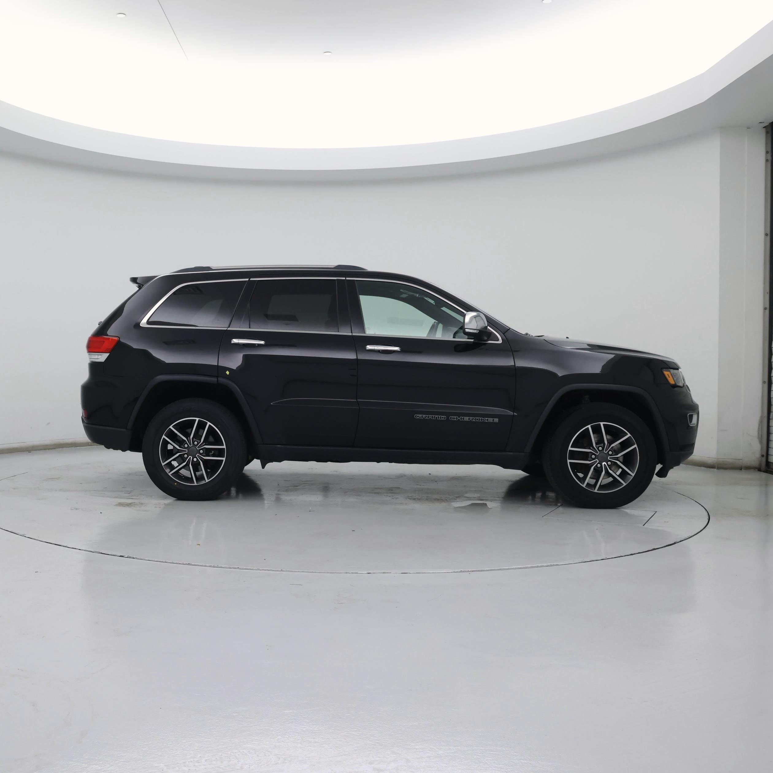 Thumbnail: 2019 Jeep Grand Cherokee - 7