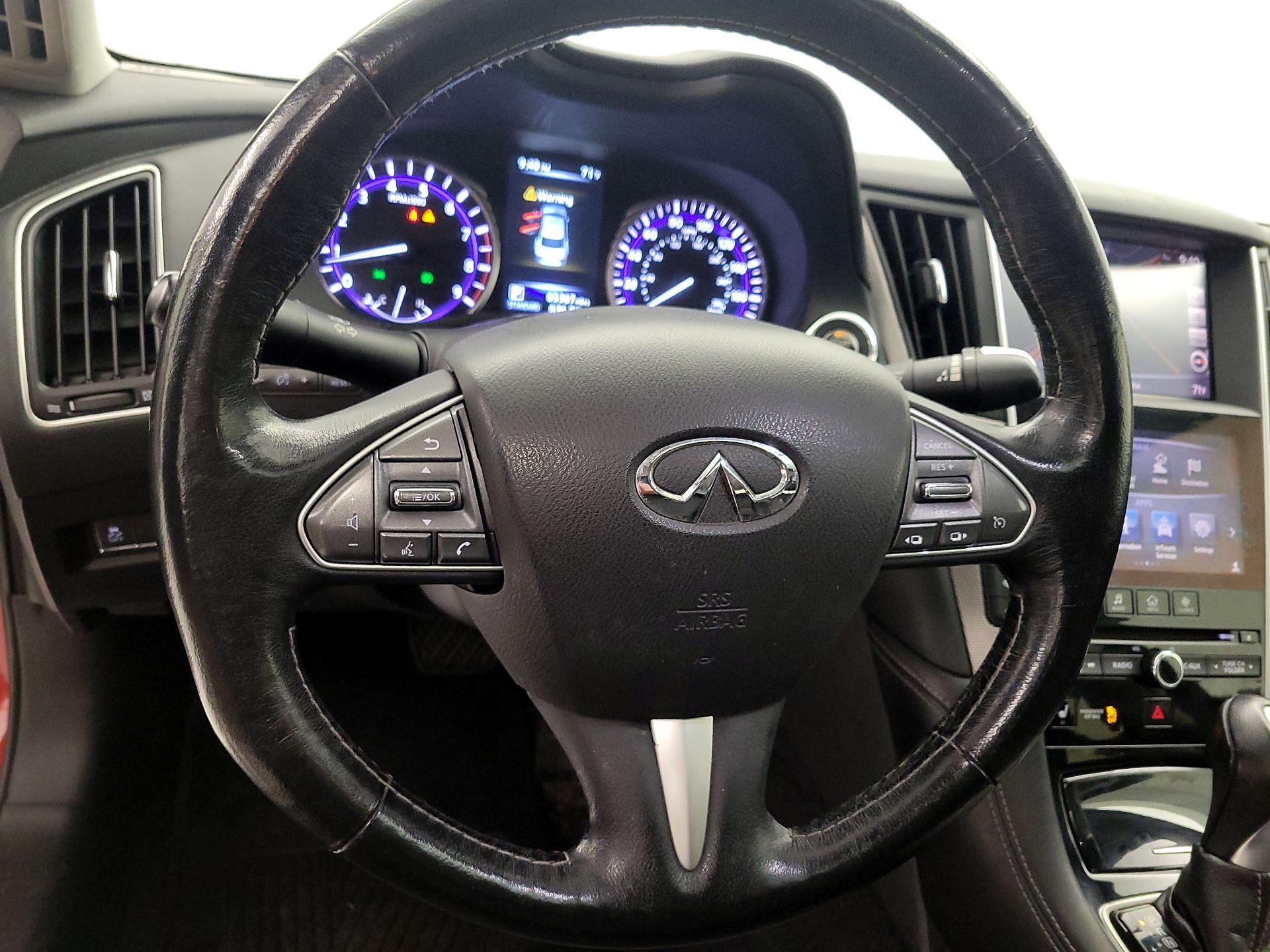 Thumbnail: 2016 INFINITI Q50 - 10