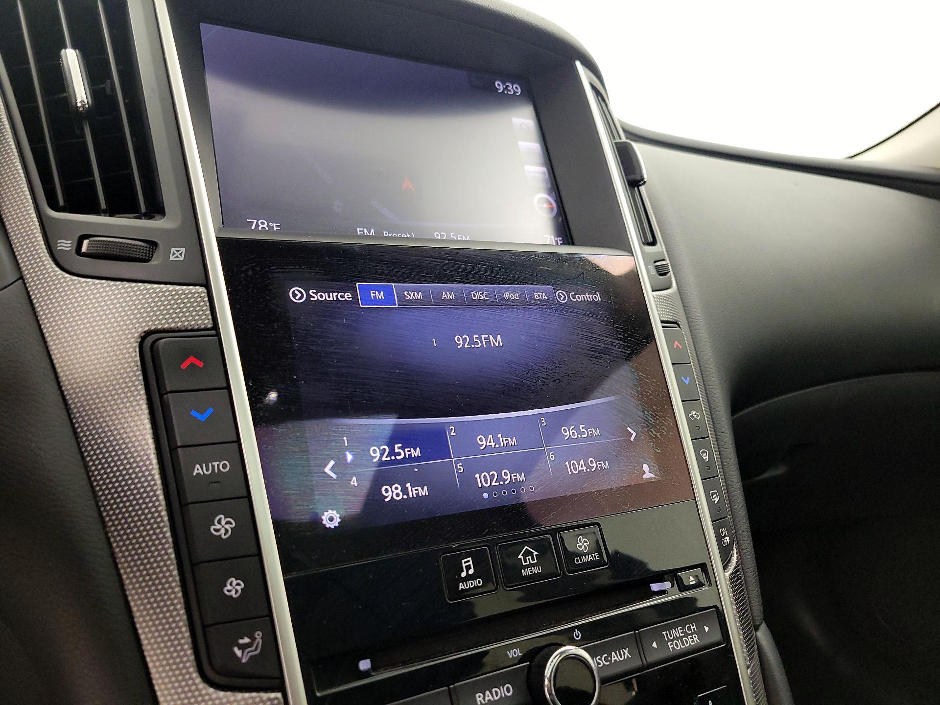 Thumbnail: 2016 INFINITI Q50 - 16