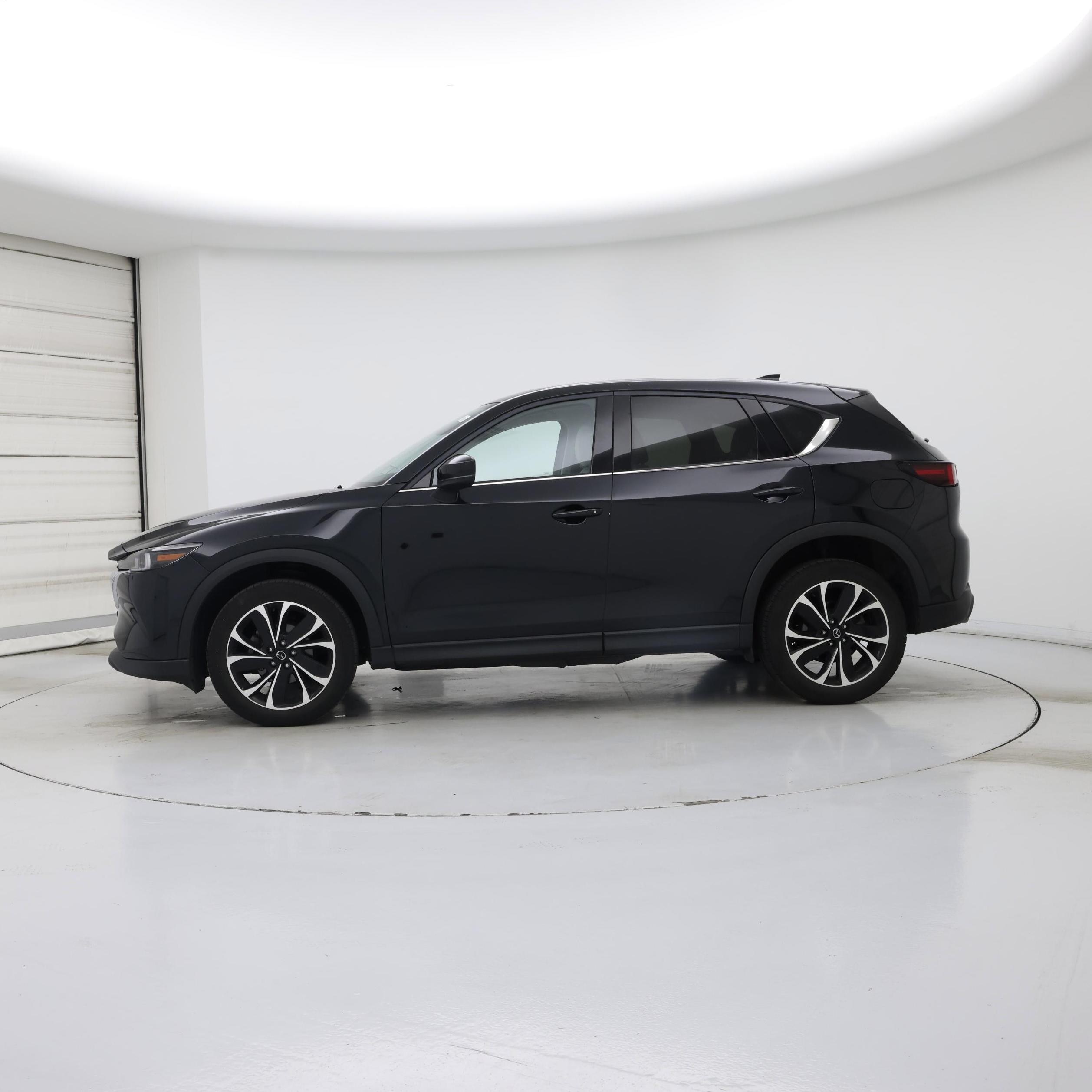 Thumbnail: 2023 Mazda CX-5 - 3