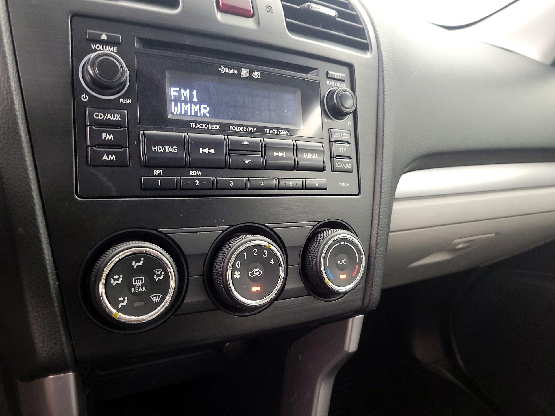 Thumbnail: 2015 Subaru Forester - 15