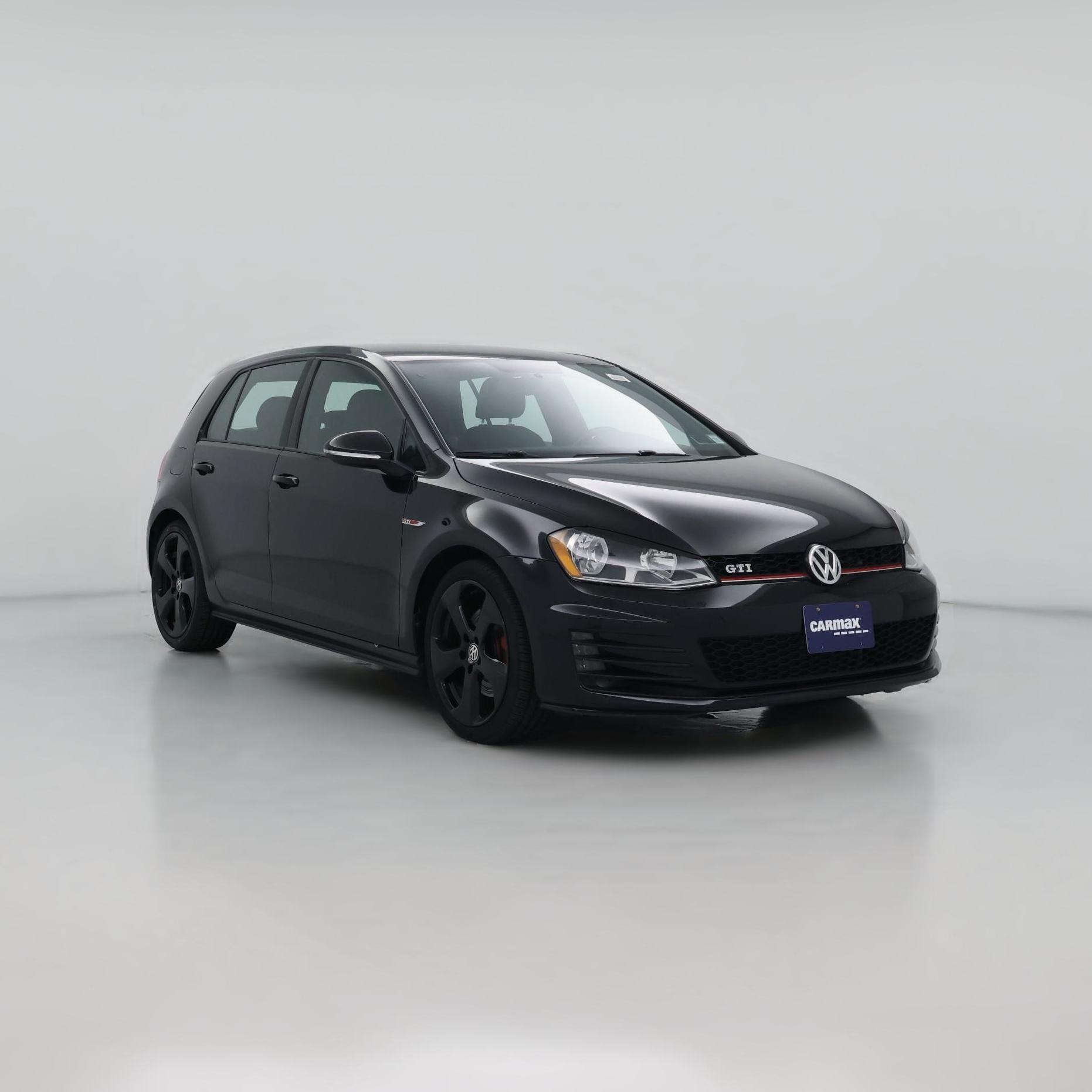 Thumbnail: 2017 Volkswagen Golf - 1