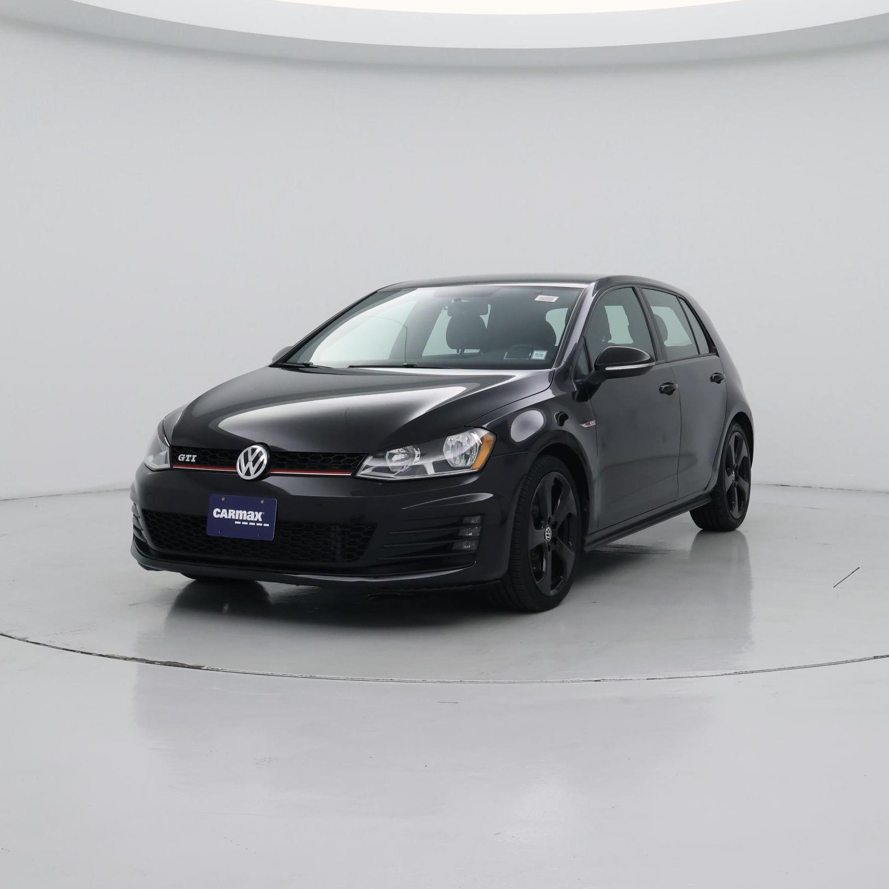 Thumbnail: 2017 Volkswagen Golf - 4