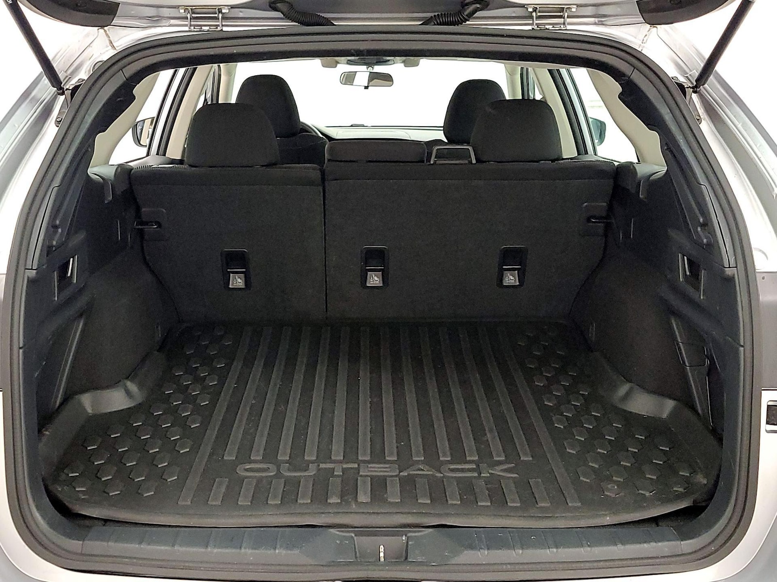 2022 Subaru Outback Base - Photo 21