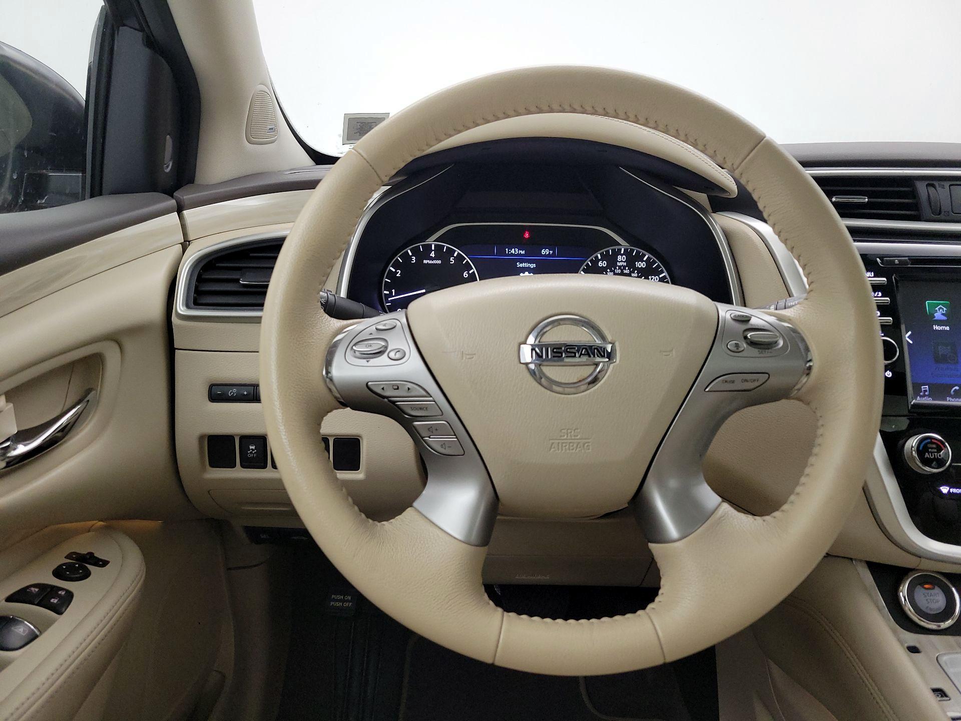 Thumbnail: 2016 Nissan Murano - 10