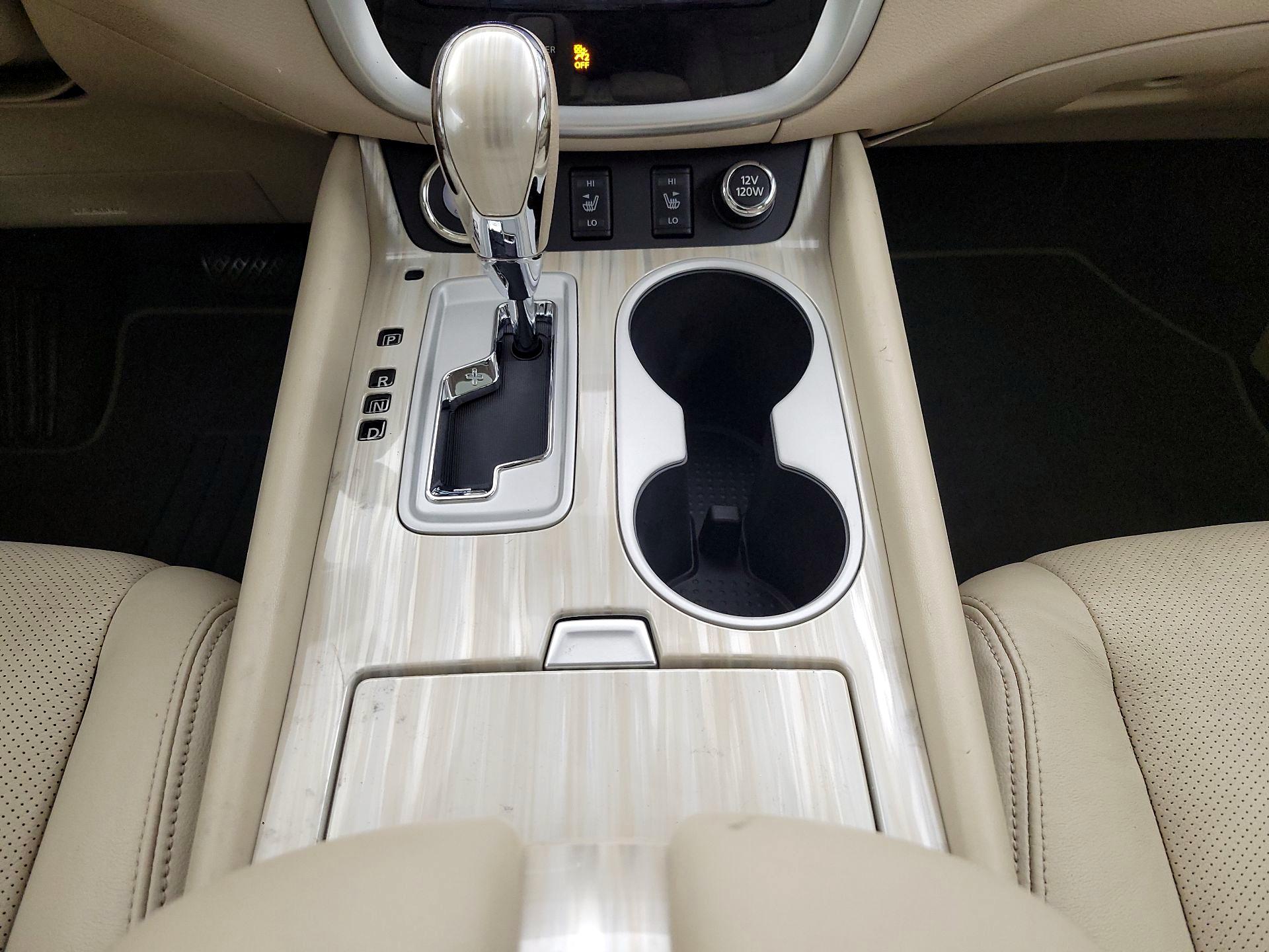 Thumbnail: 2016 Nissan Murano - 18