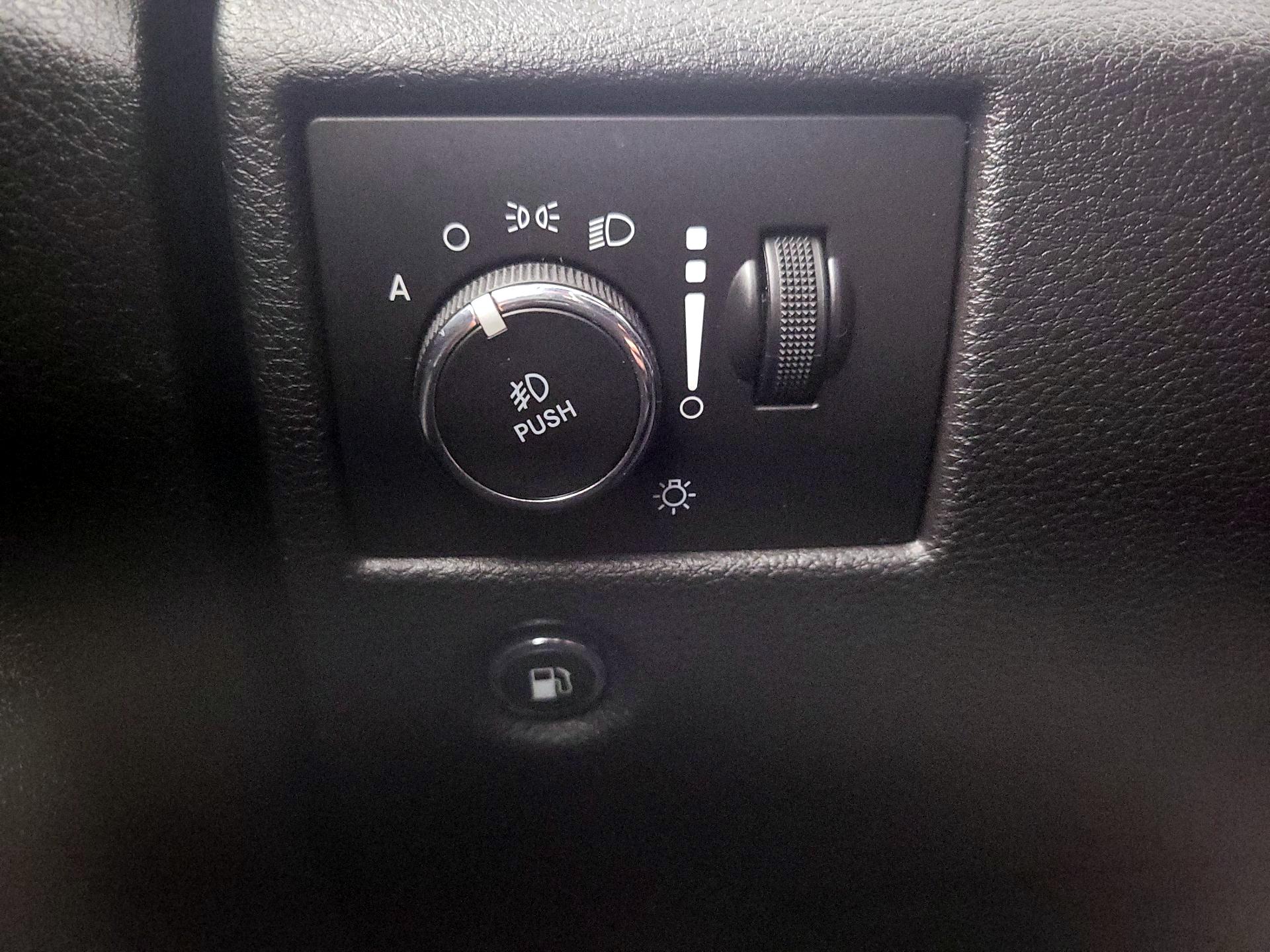 Thumbnail: 2019 Jeep Grand Cherokee - 13