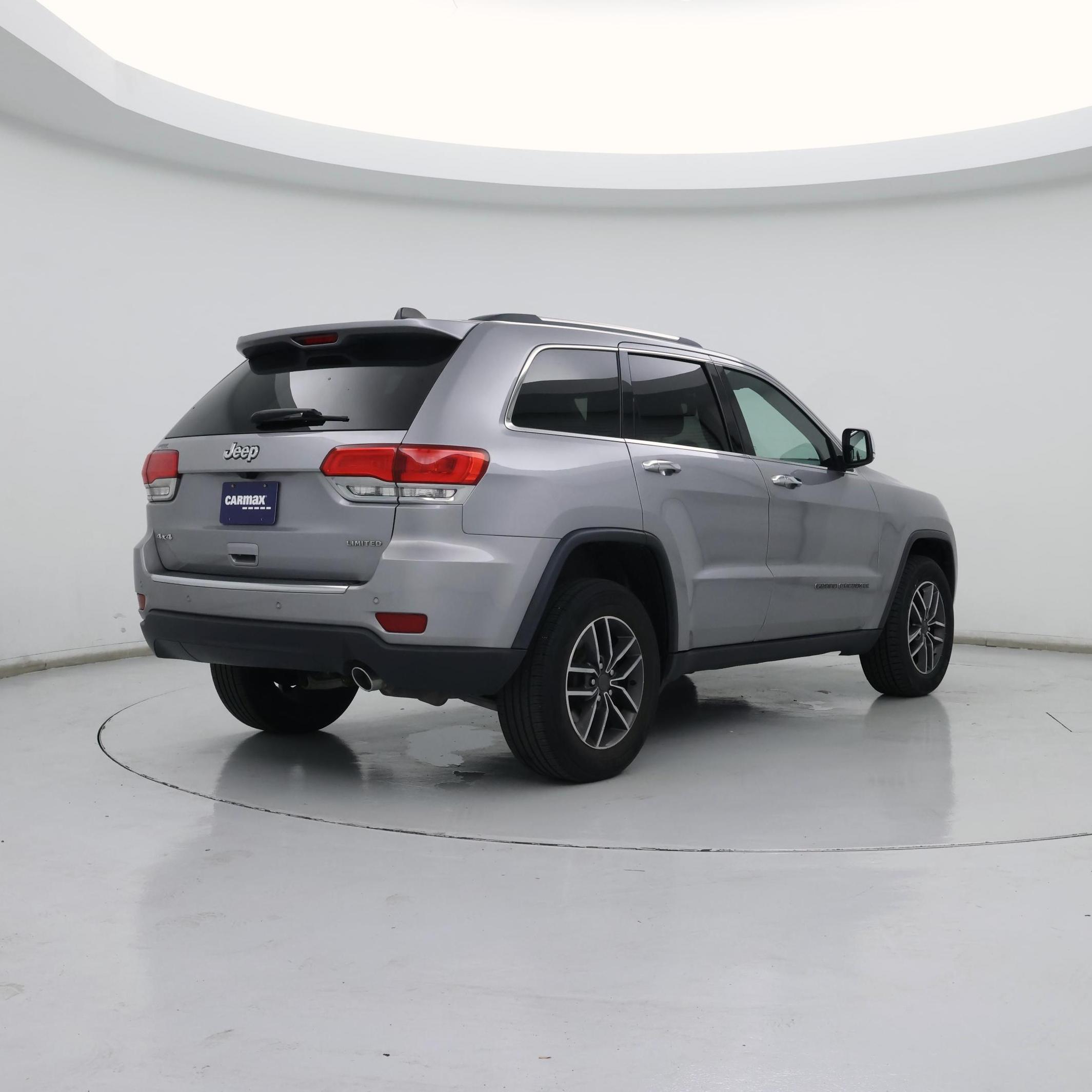 Thumbnail: 2019 Jeep Grand Cherokee - 8