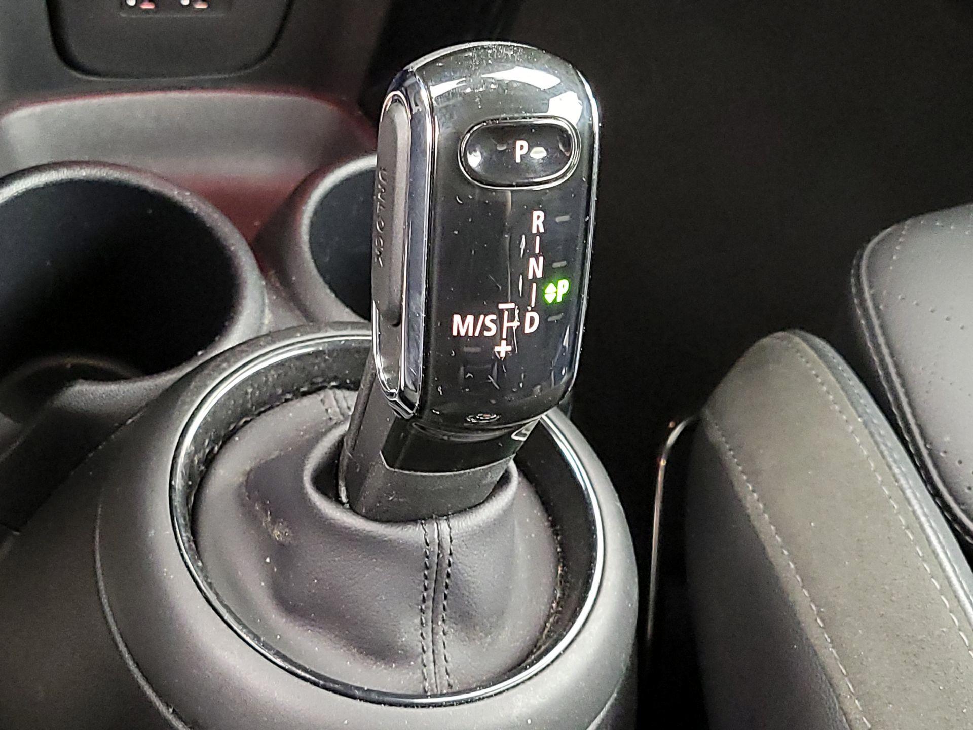 Thumbnail: 2020 MINI Cooper - 18