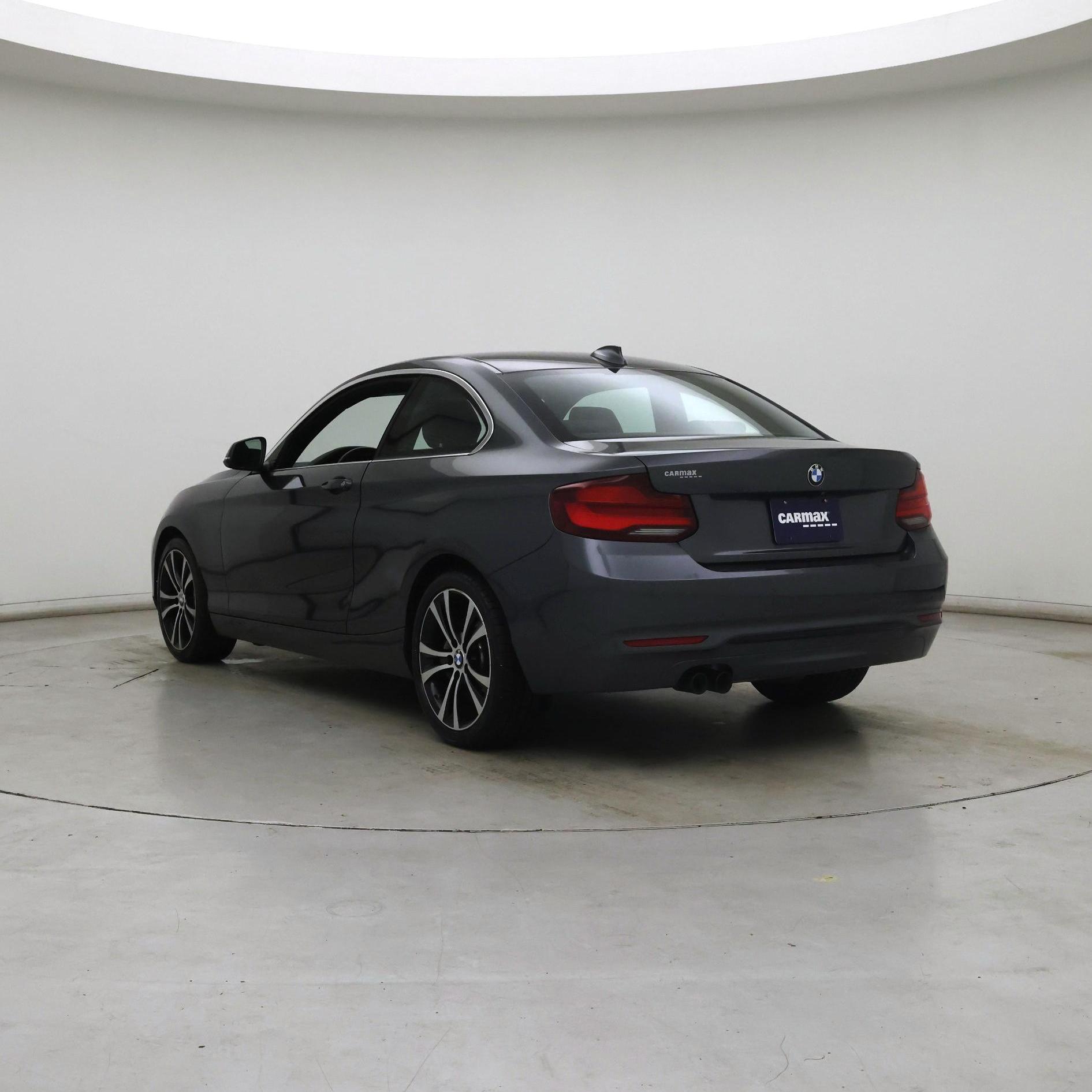 Thumbnail: 2021 BMW 2 Series - 2