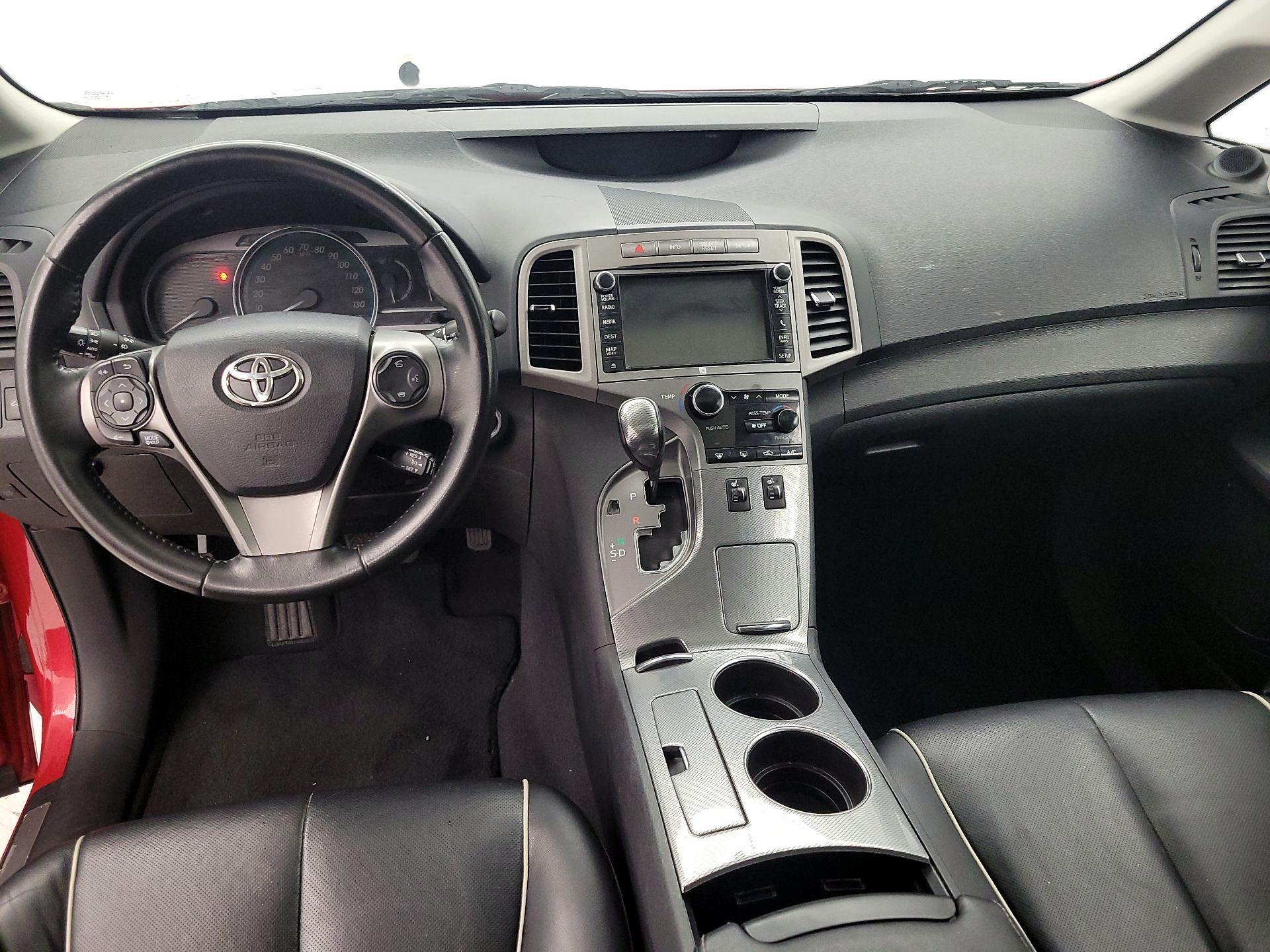 Thumbnail: 2014 Toyota Venza - 9
