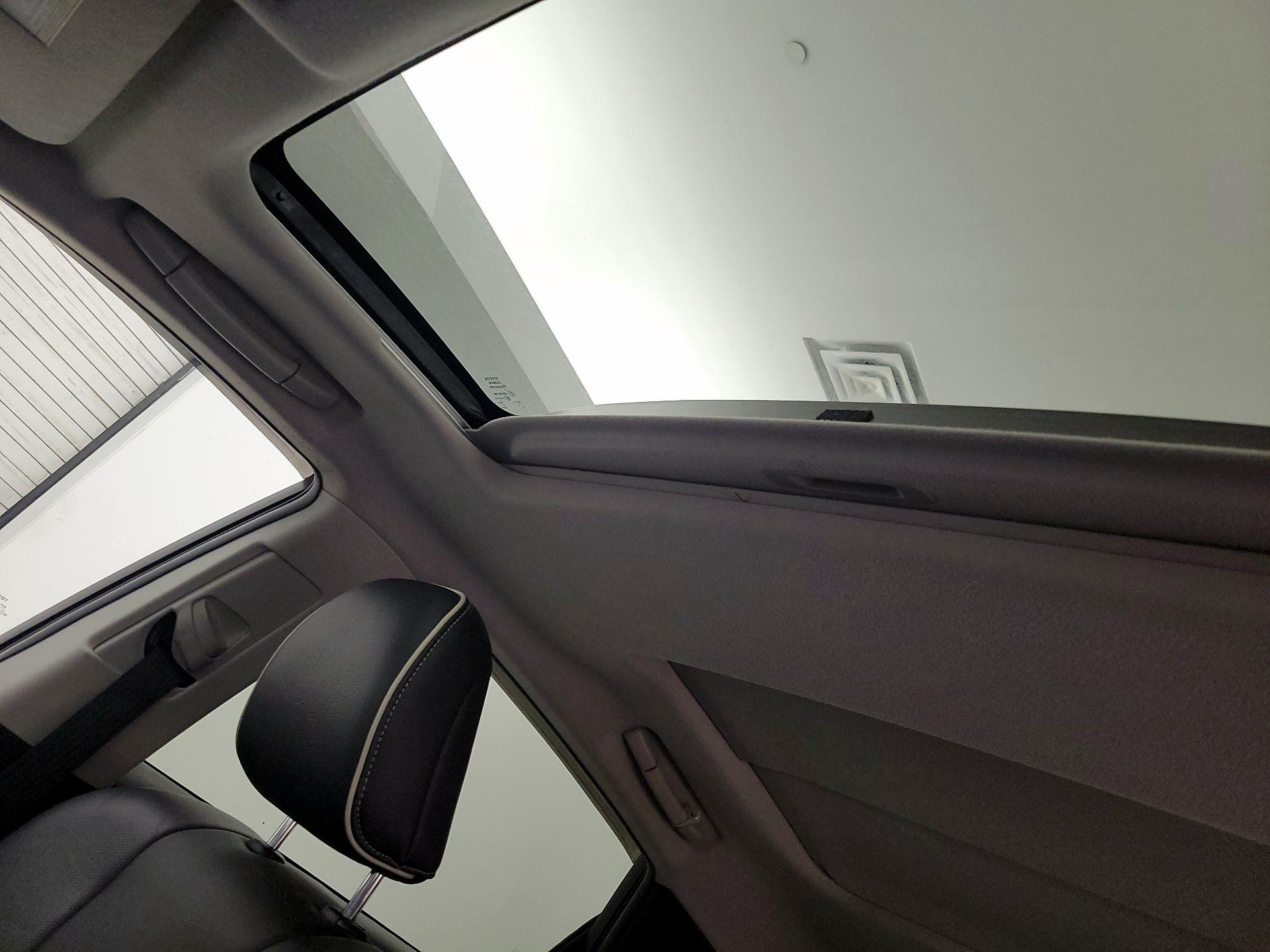 Thumbnail: 2014 Toyota Venza - 20