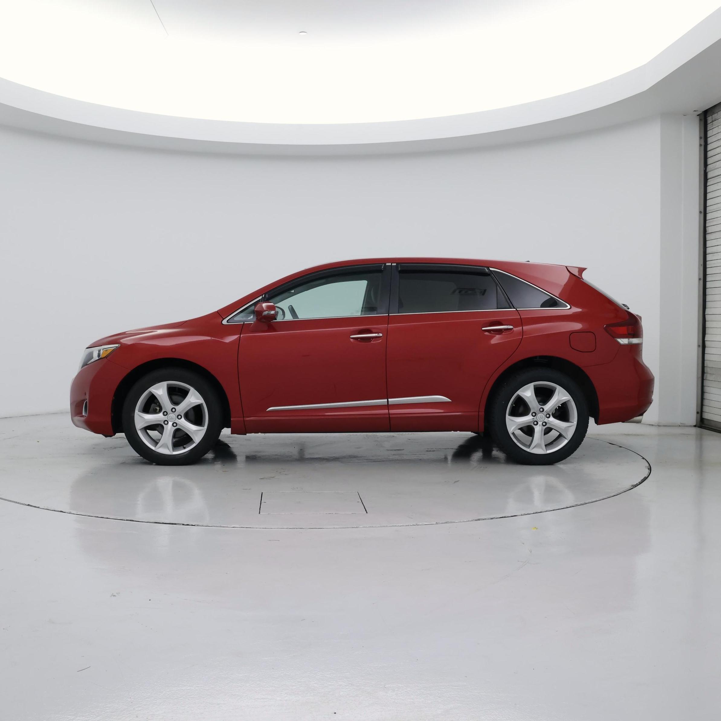 Thumbnail: 2014 Toyota Venza - 3