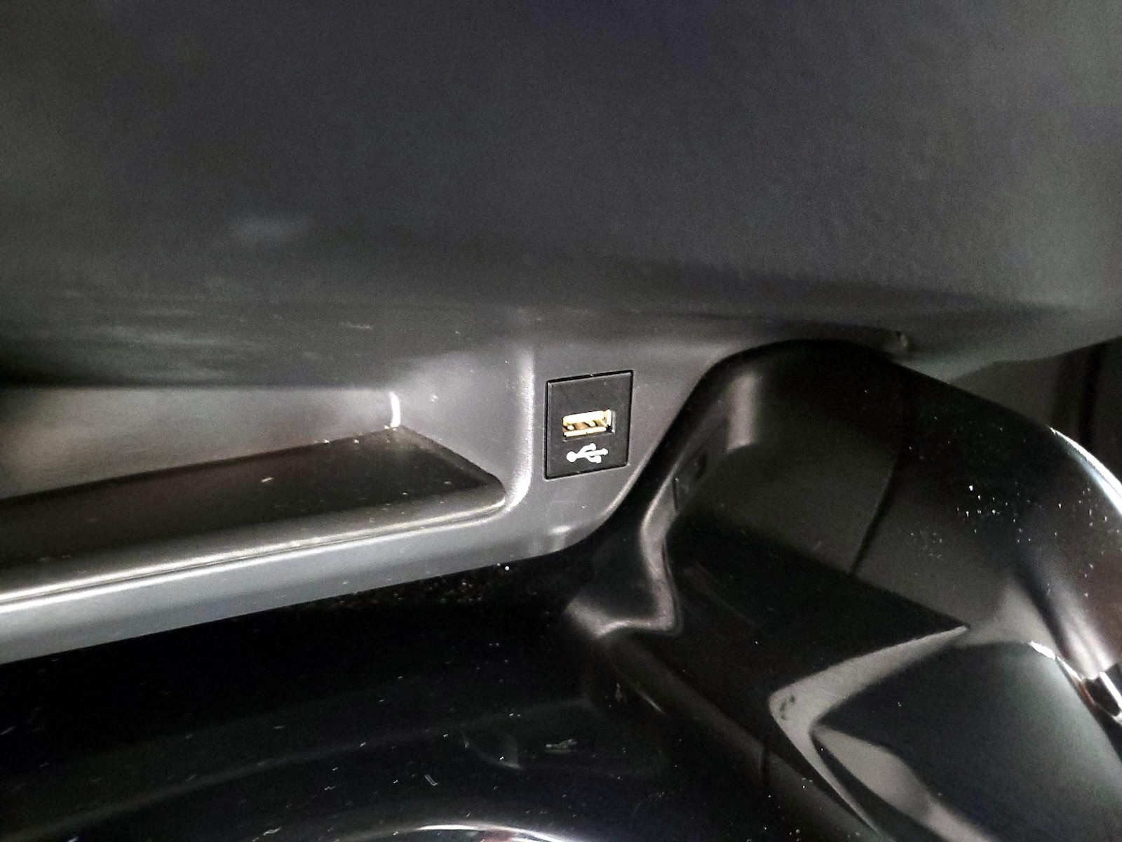 2021 Toyota C-HR XLE - Photo 20