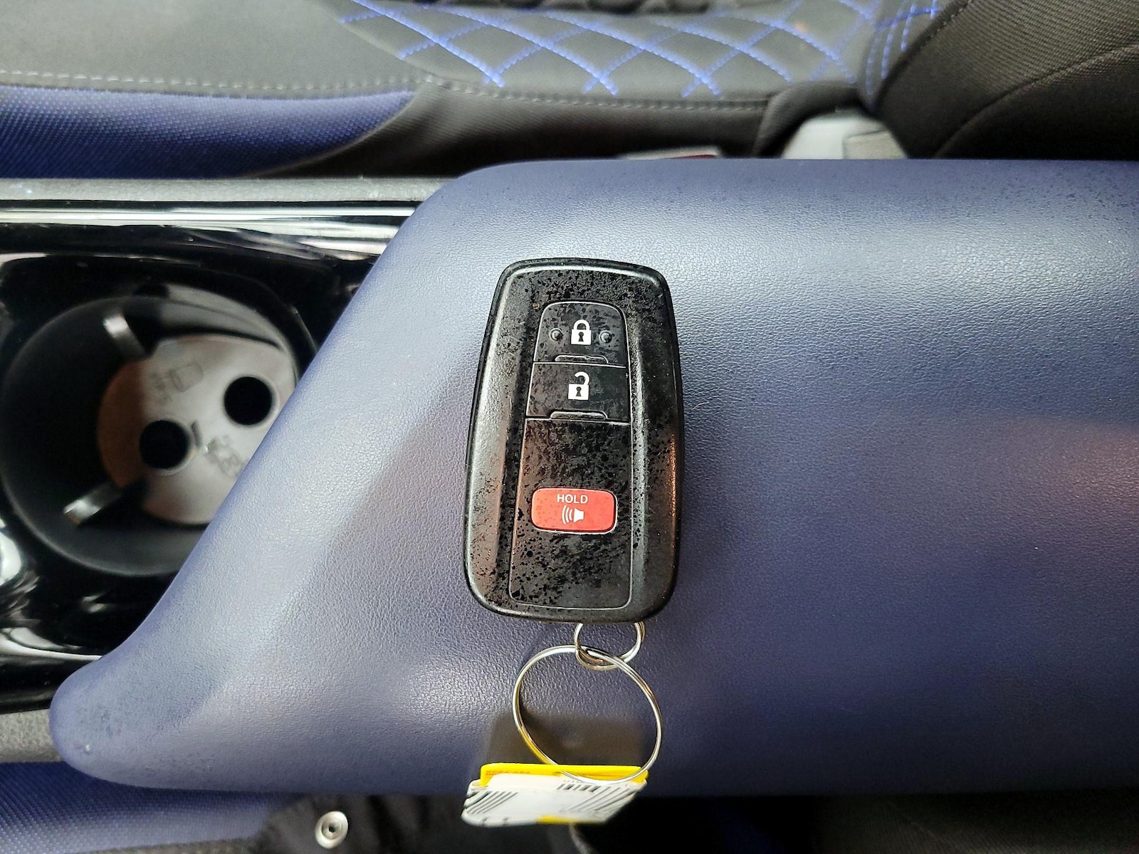 2021 Toyota C-HR XLE - Photo 24