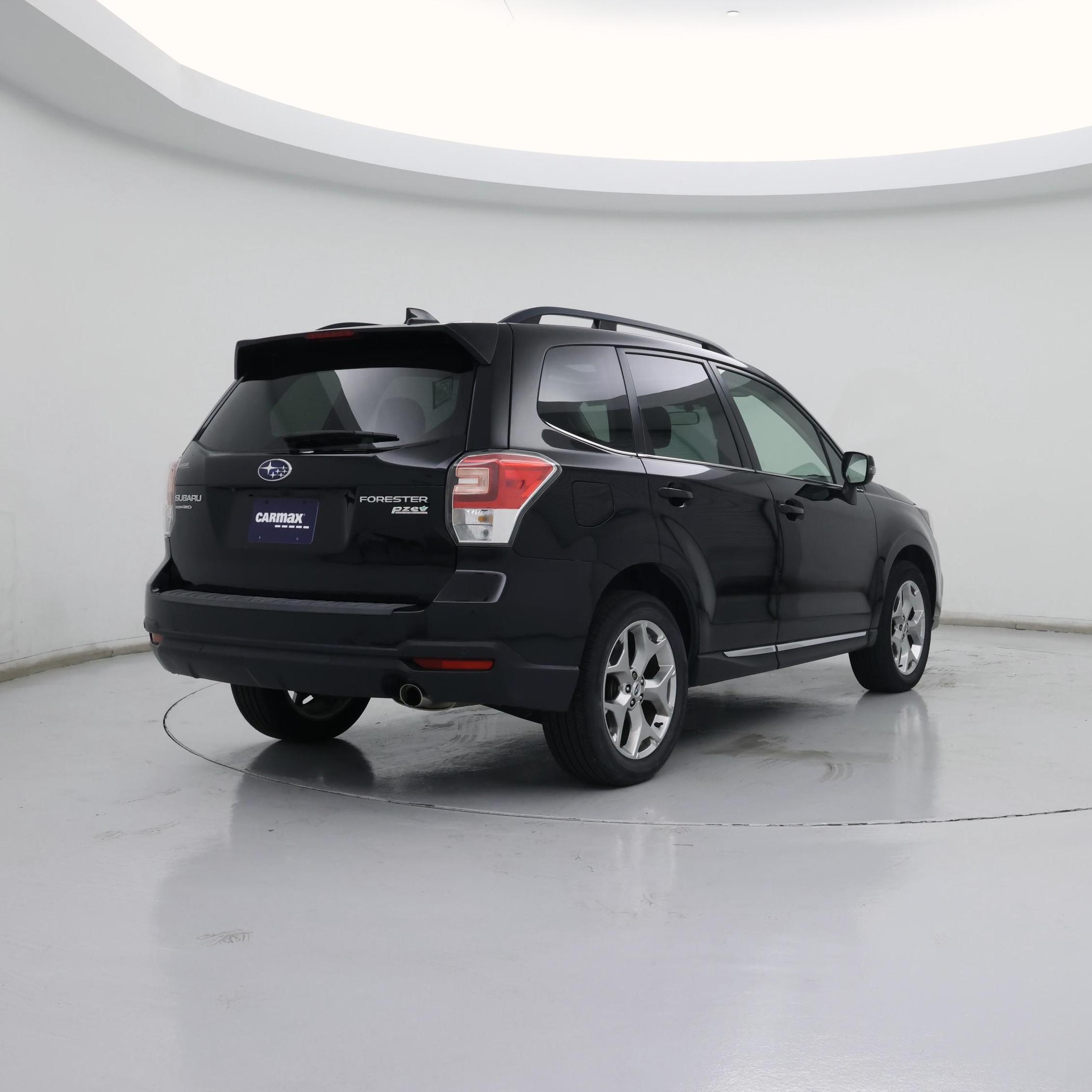 Thumbnail: 2017 Subaru Forester - 8