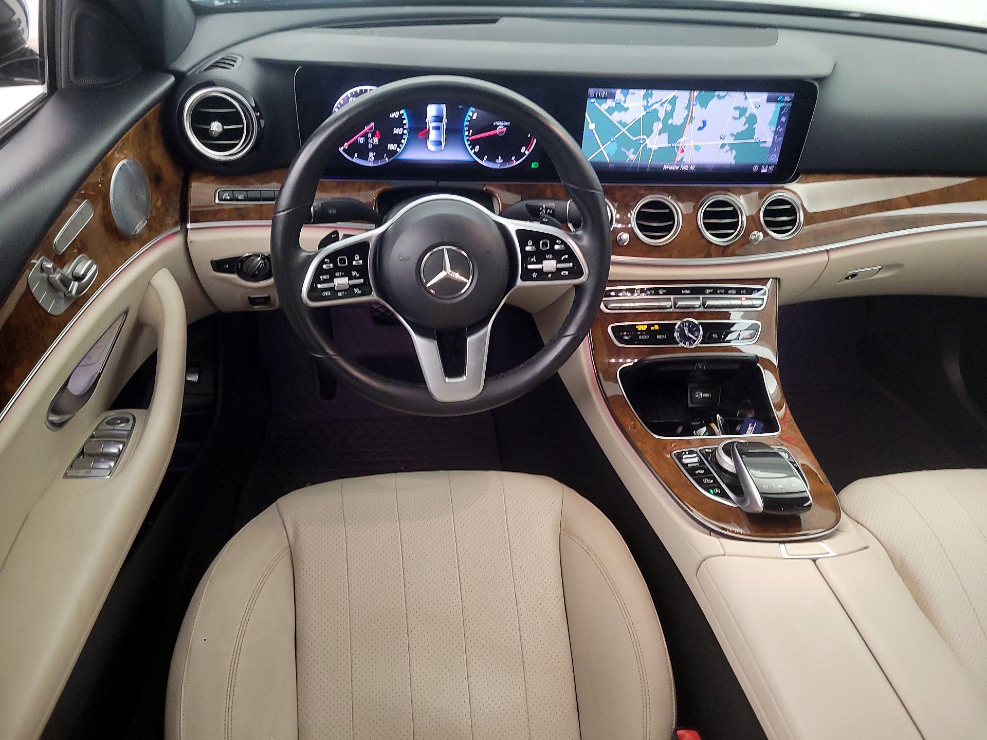 Thumbnail: 2019 Mercedes-Benz E-Class - 10