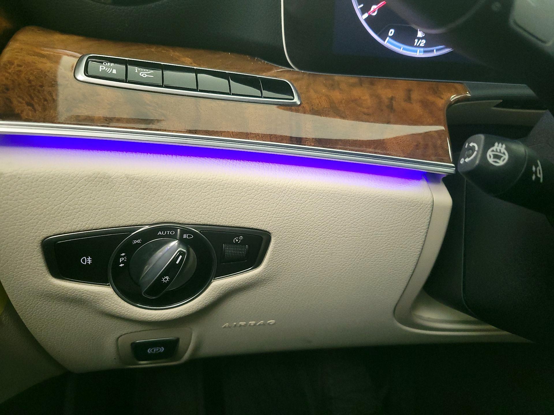 Thumbnail: 2019 Mercedes-Benz E-Class - 13