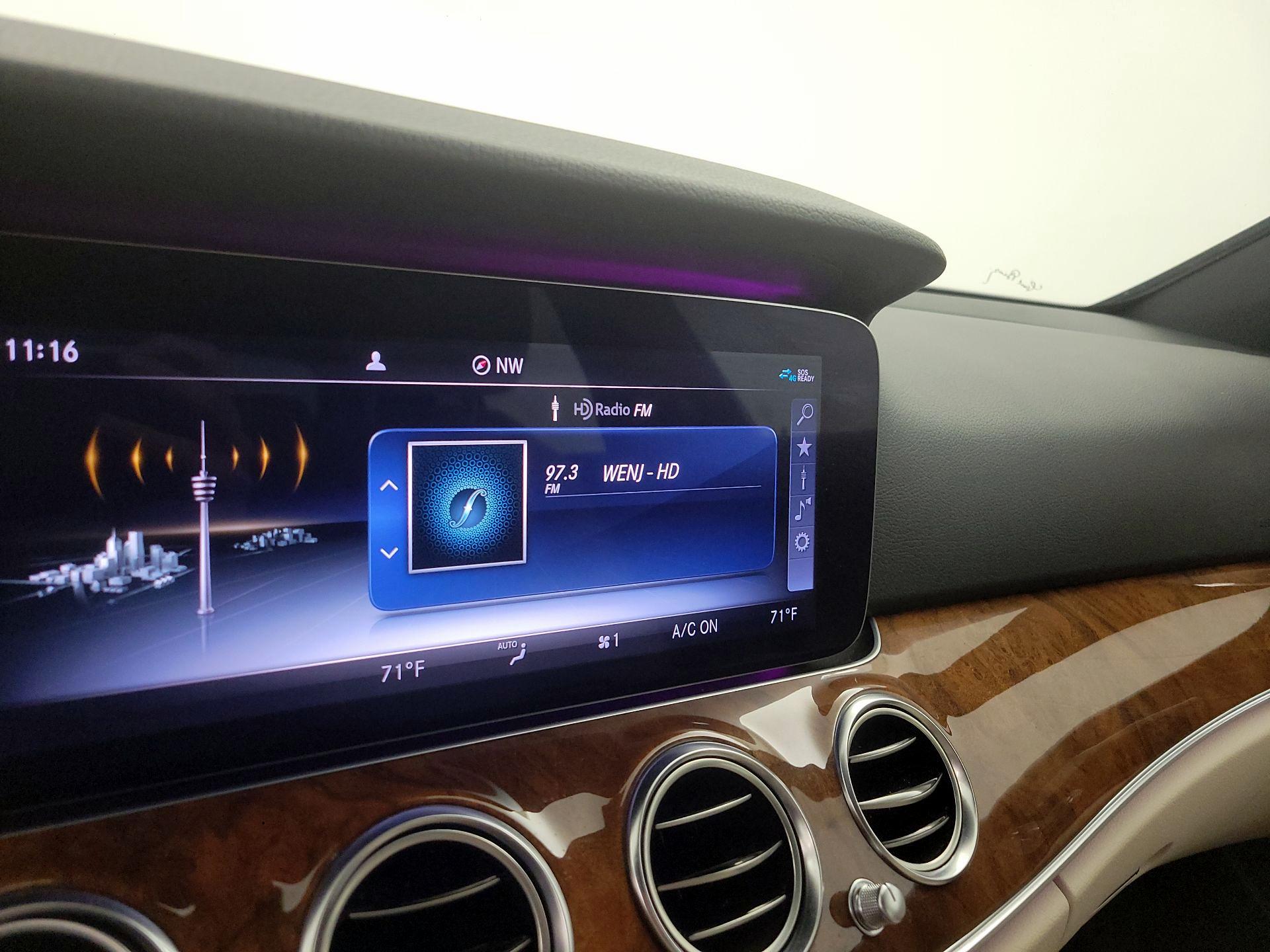 Thumbnail: 2019 Mercedes-Benz E-Class - 16