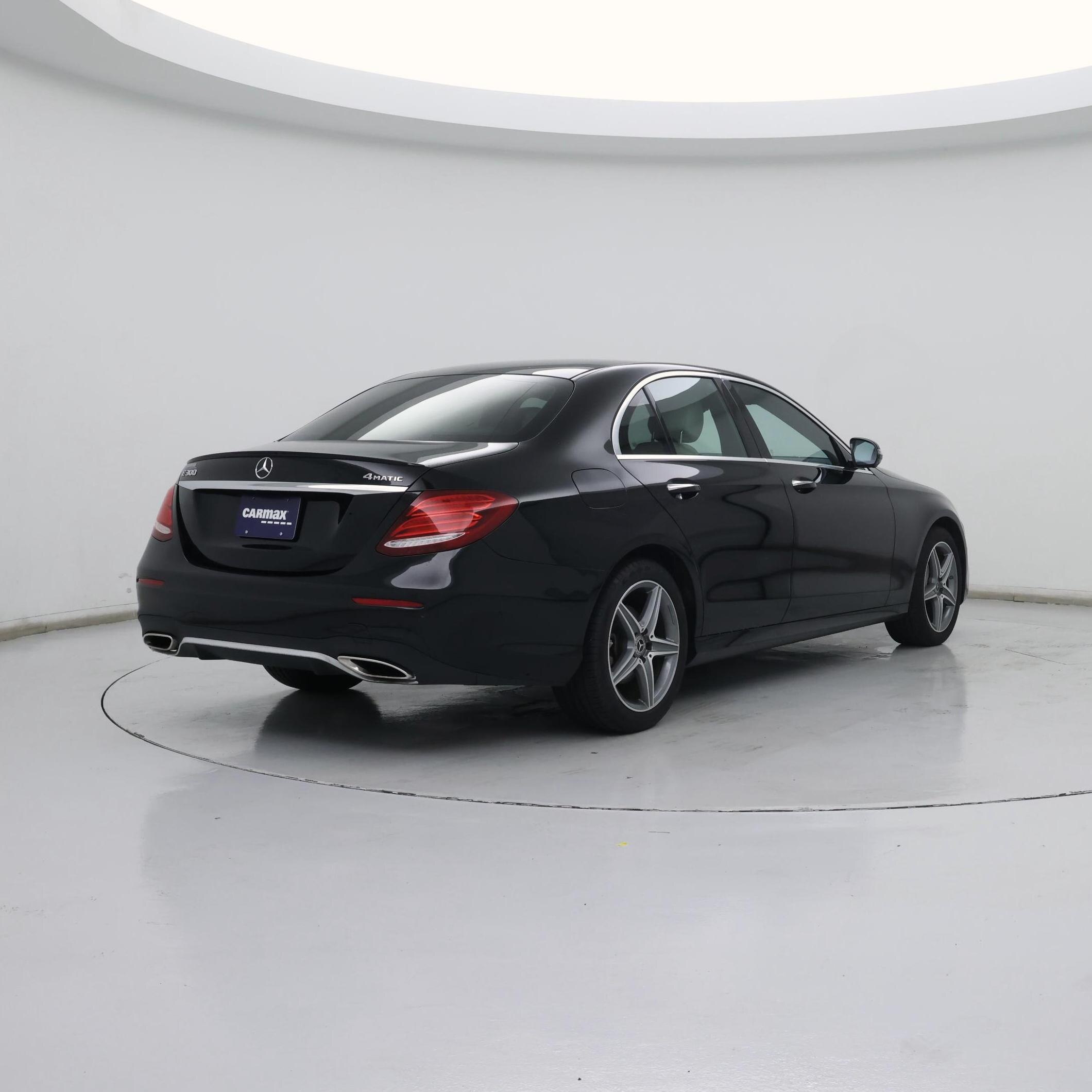 Thumbnail: 2019 Mercedes-Benz E-Class - 8