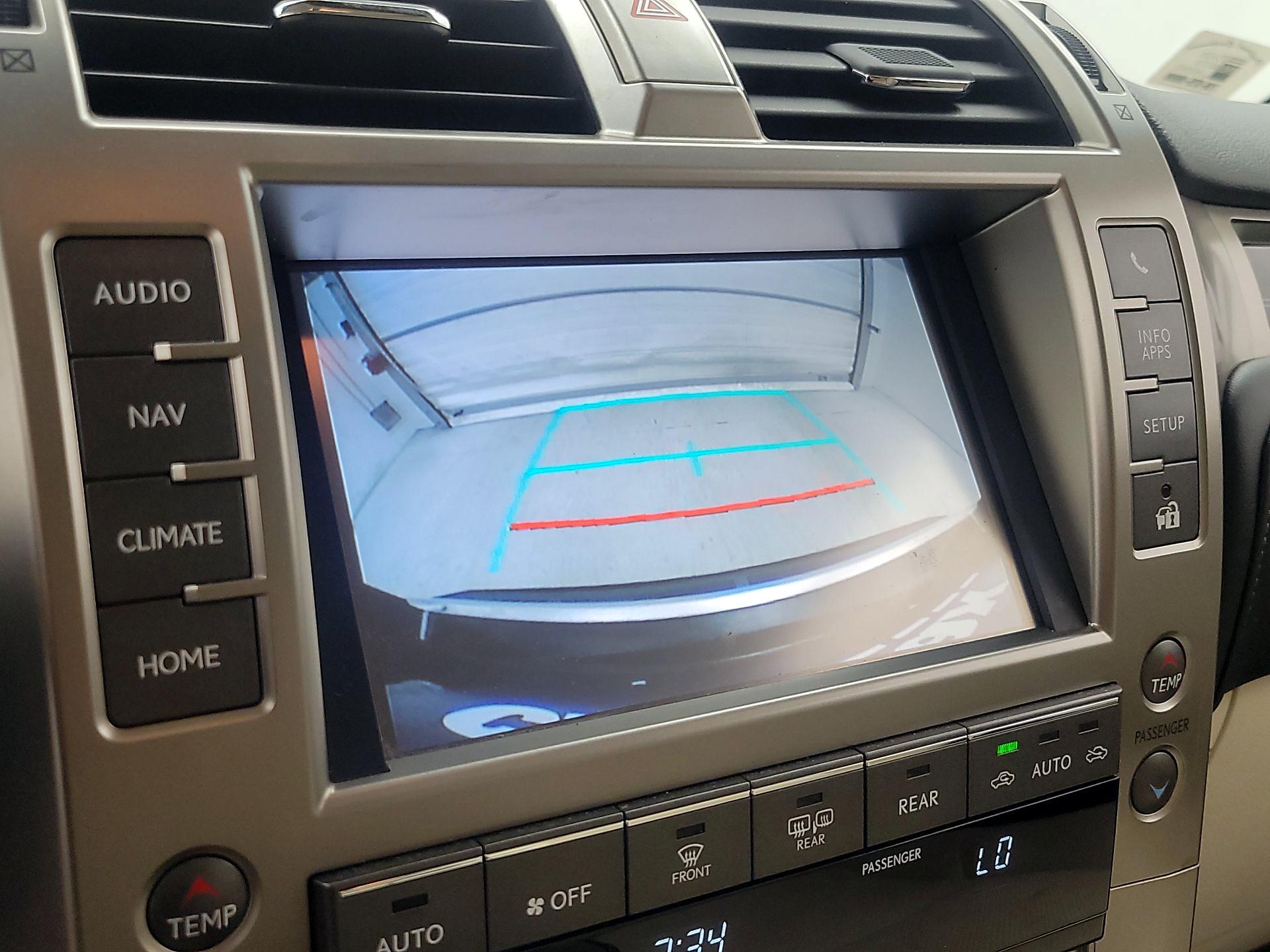 Thumbnail: 2020 Lexus GX - 15
